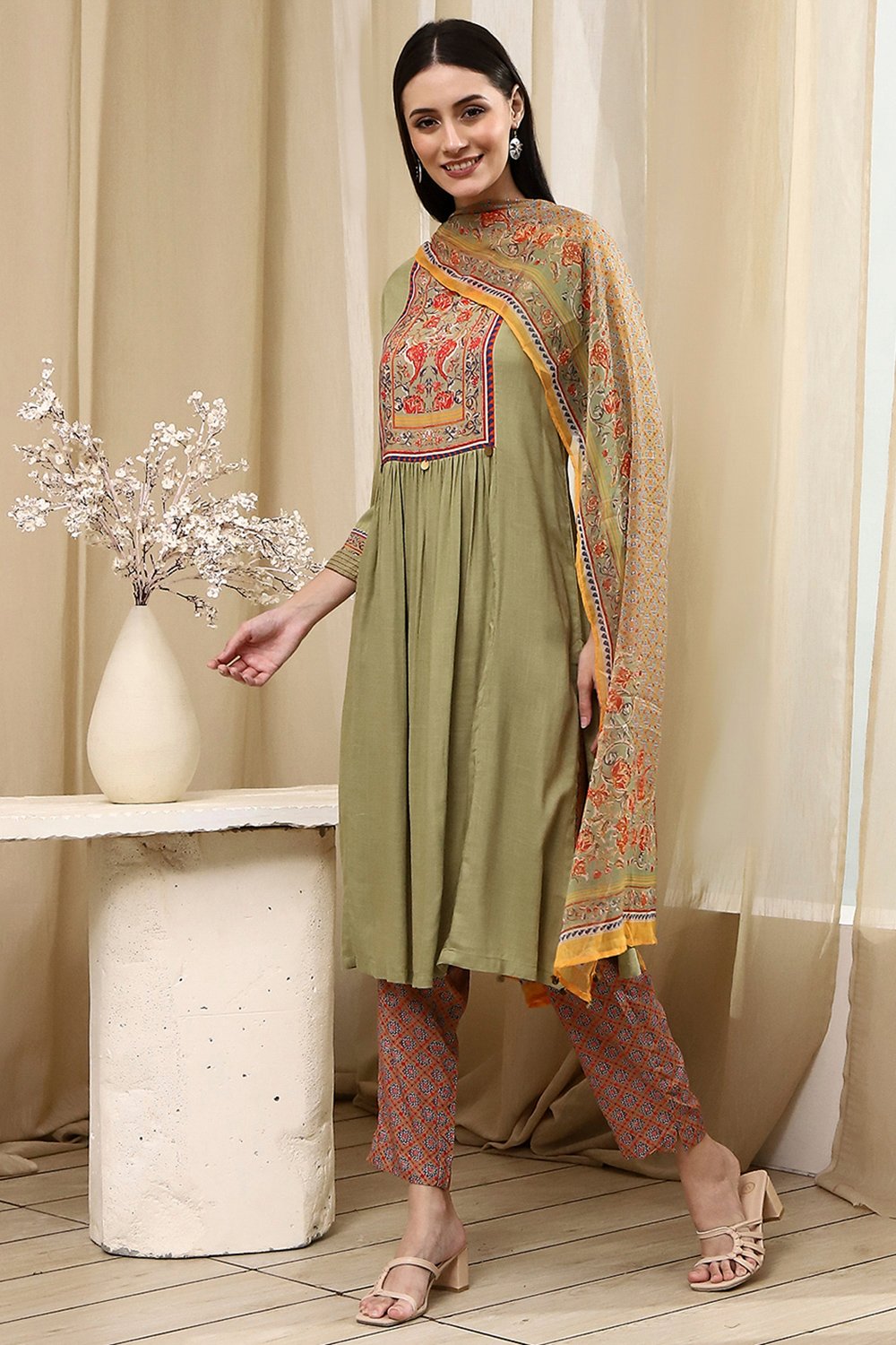 Brown Rayon Viscose Narrow Suit Set image number 3