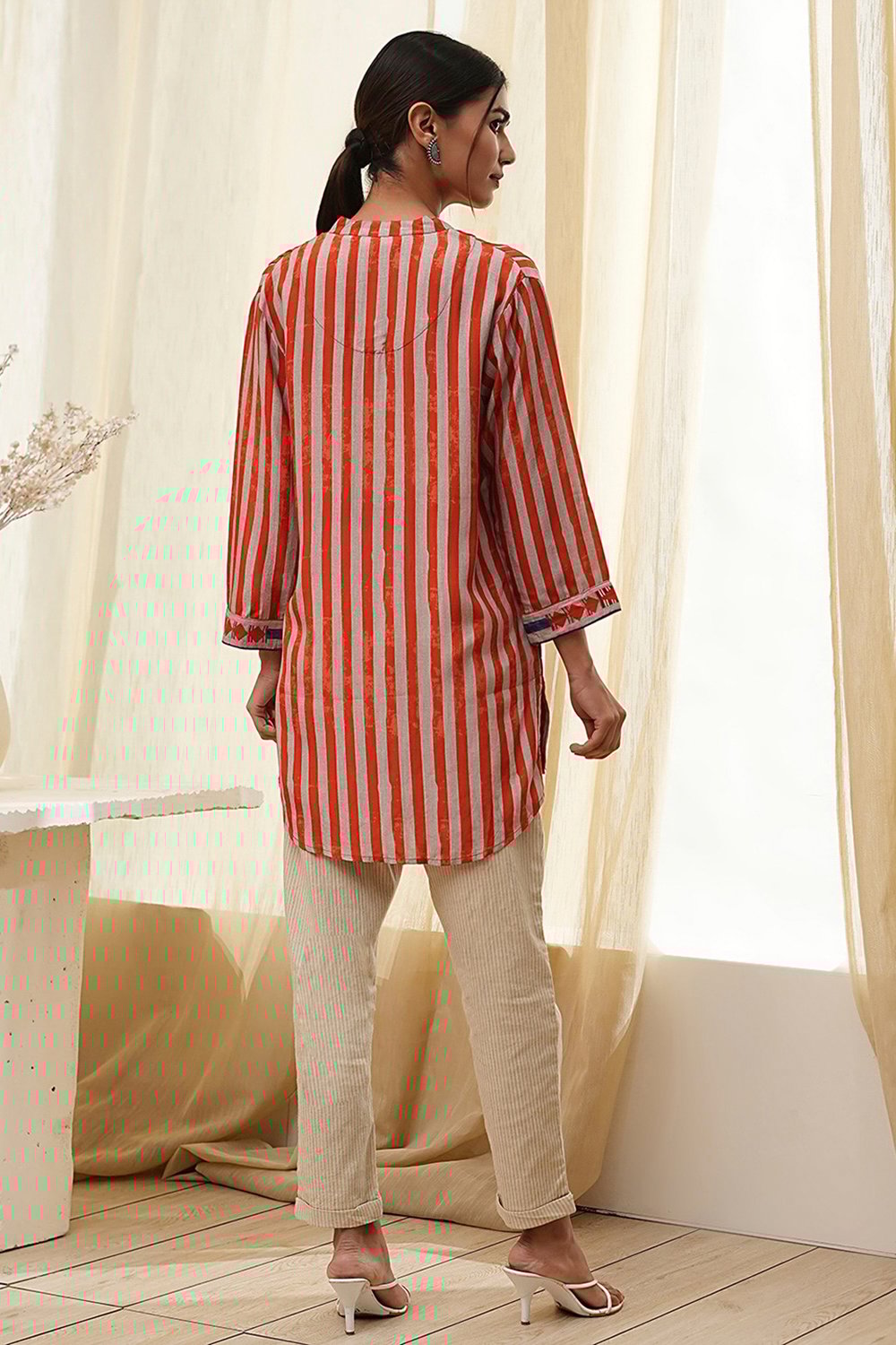 Orange Modal Printed Shirt-Style Short Kurta image number 3