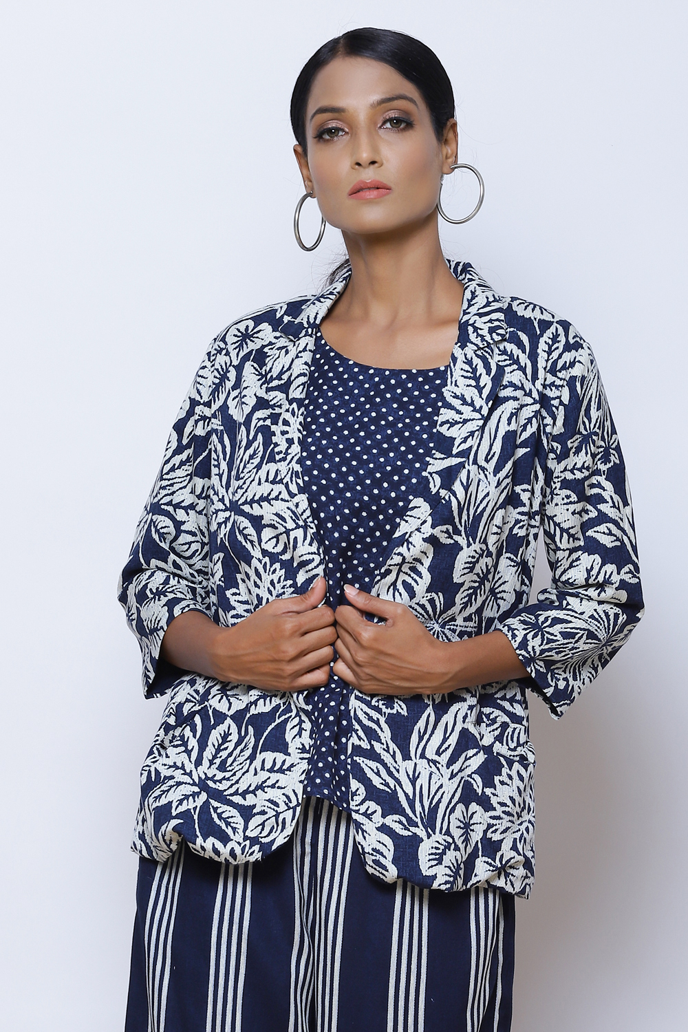 Indigo LIVA Printed Blazer Set image number 4