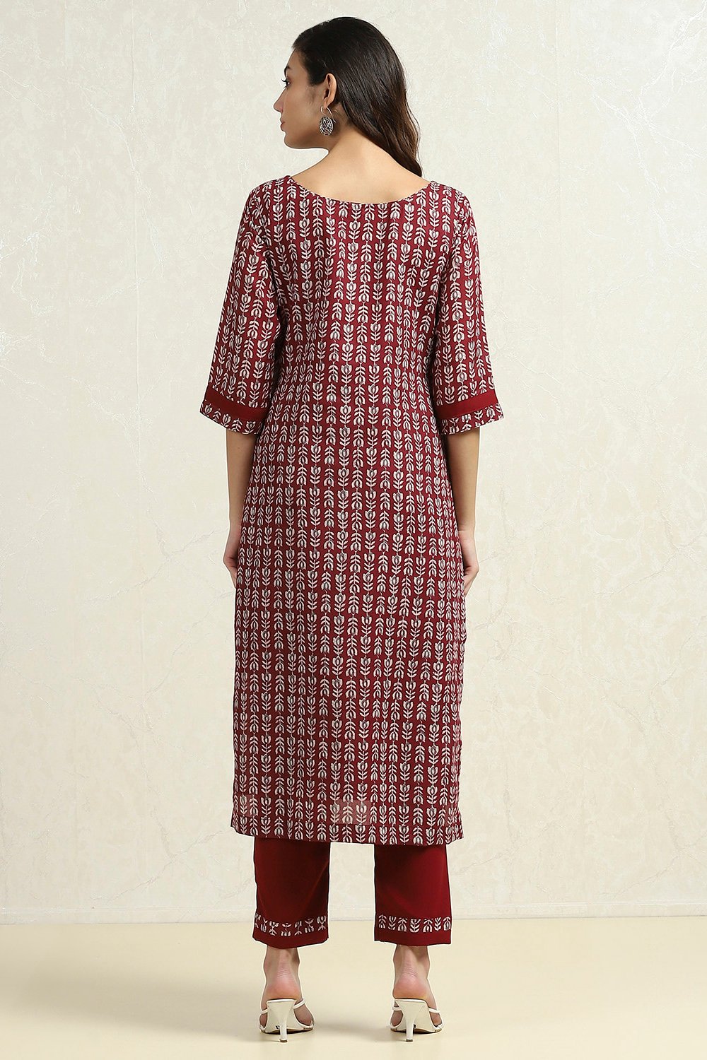 Red Cotton Blend Printed Unstitched Suit Set image number 5