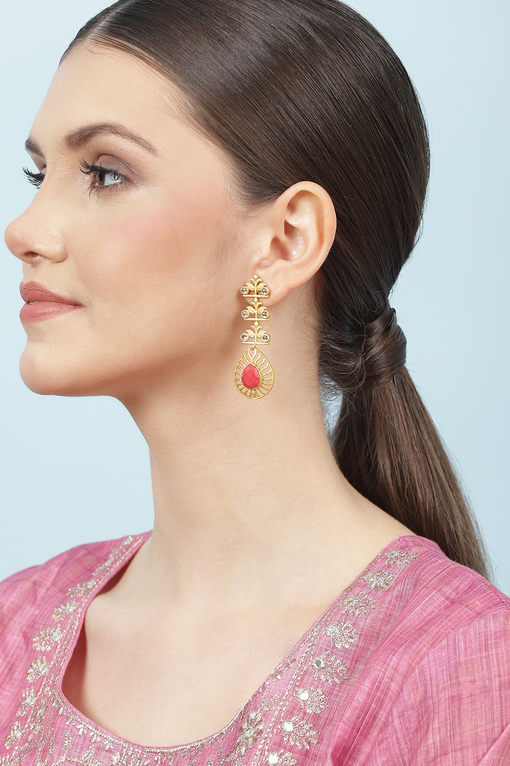Red Dangler Earrings image number 3