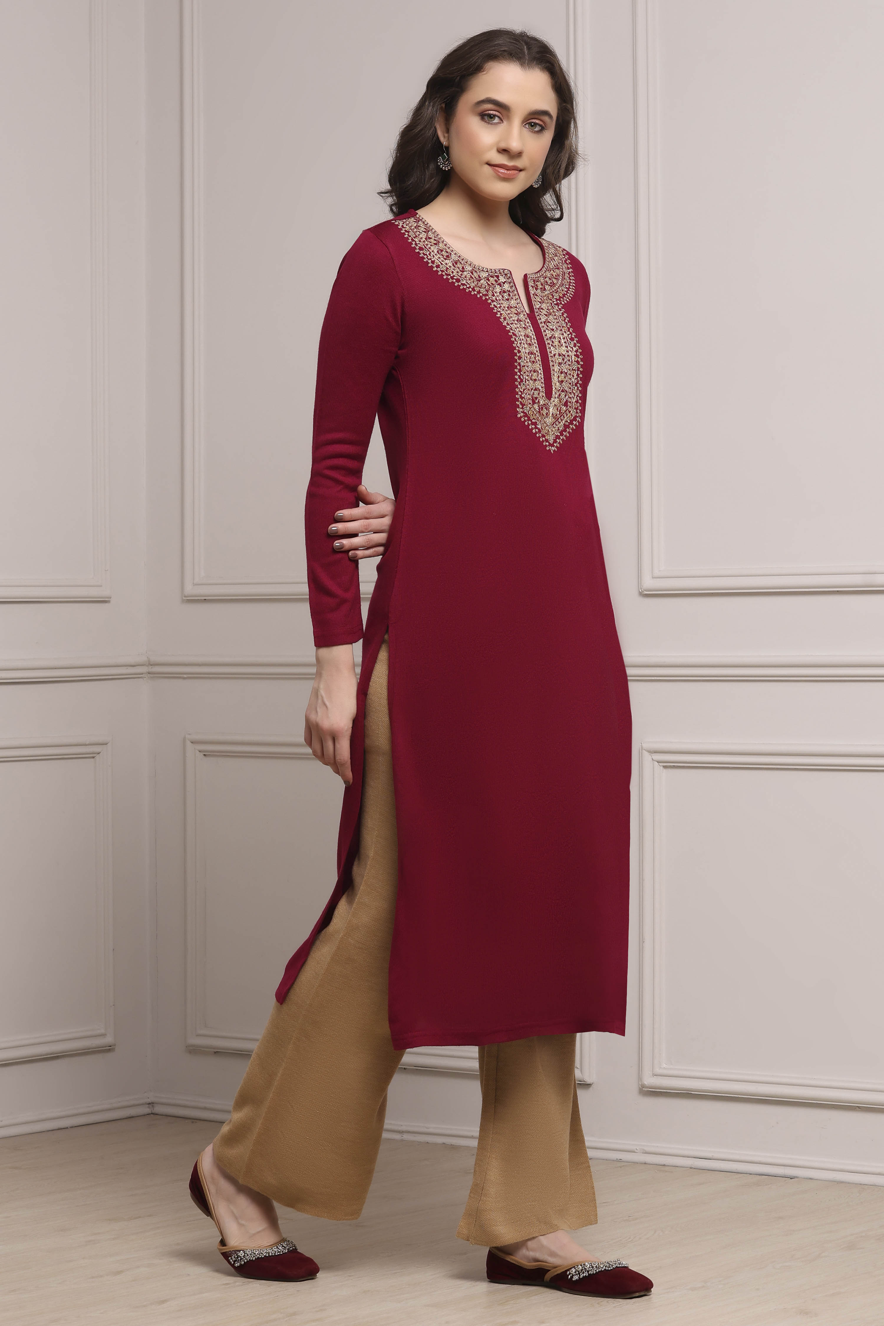 Black Acrylic Straight Dyed Kurta image number 4