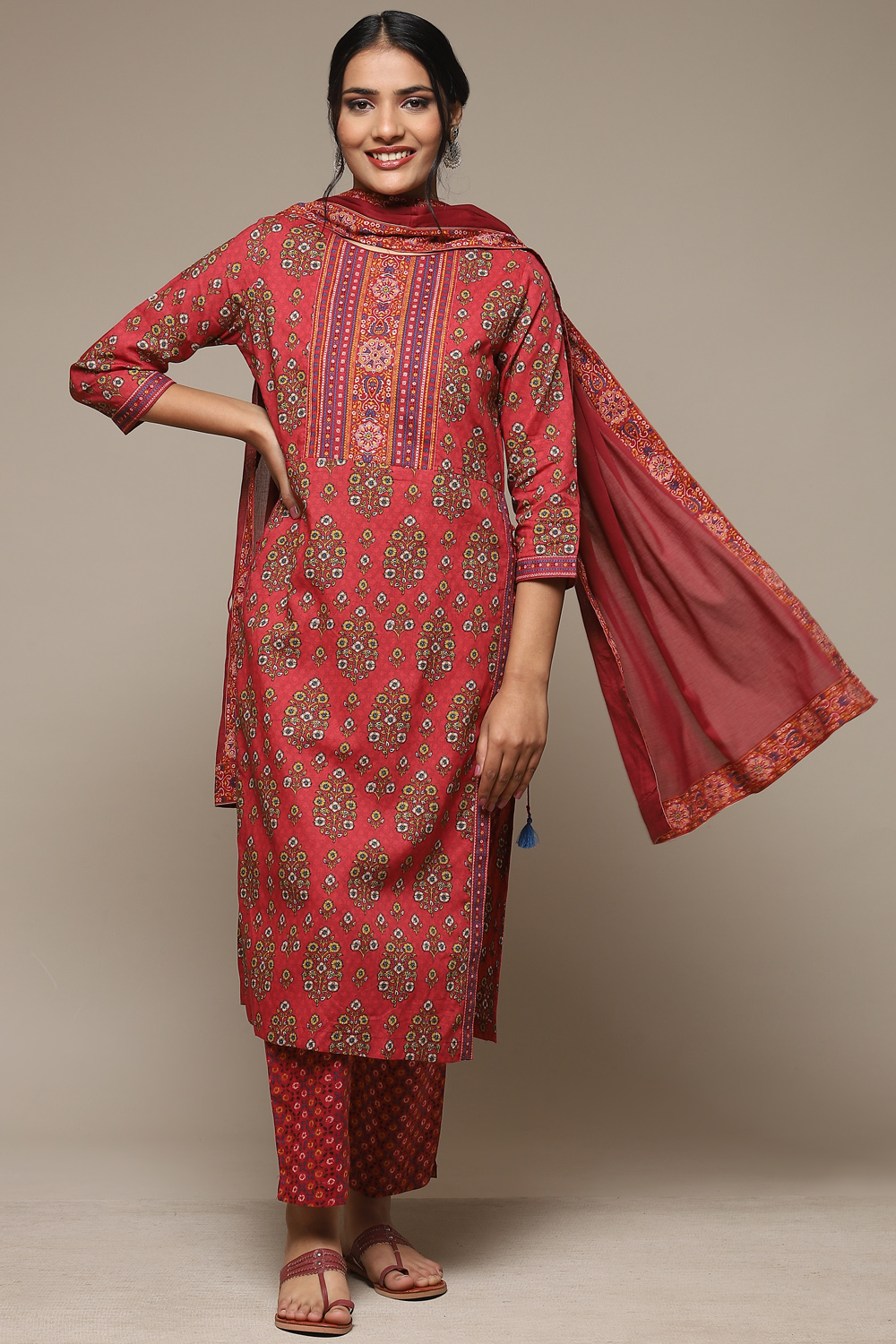 Cherry Cotton Straight Kurta Pants Suit Set image number 0