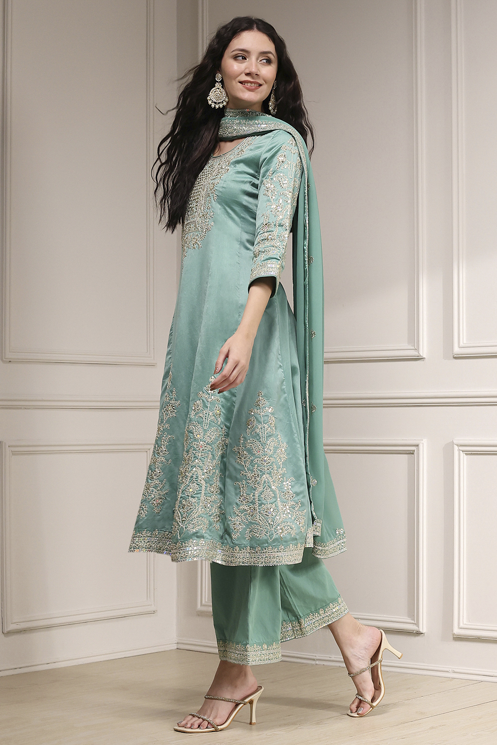 Off White Cotton Silk Anarkali Suit Set image number 3