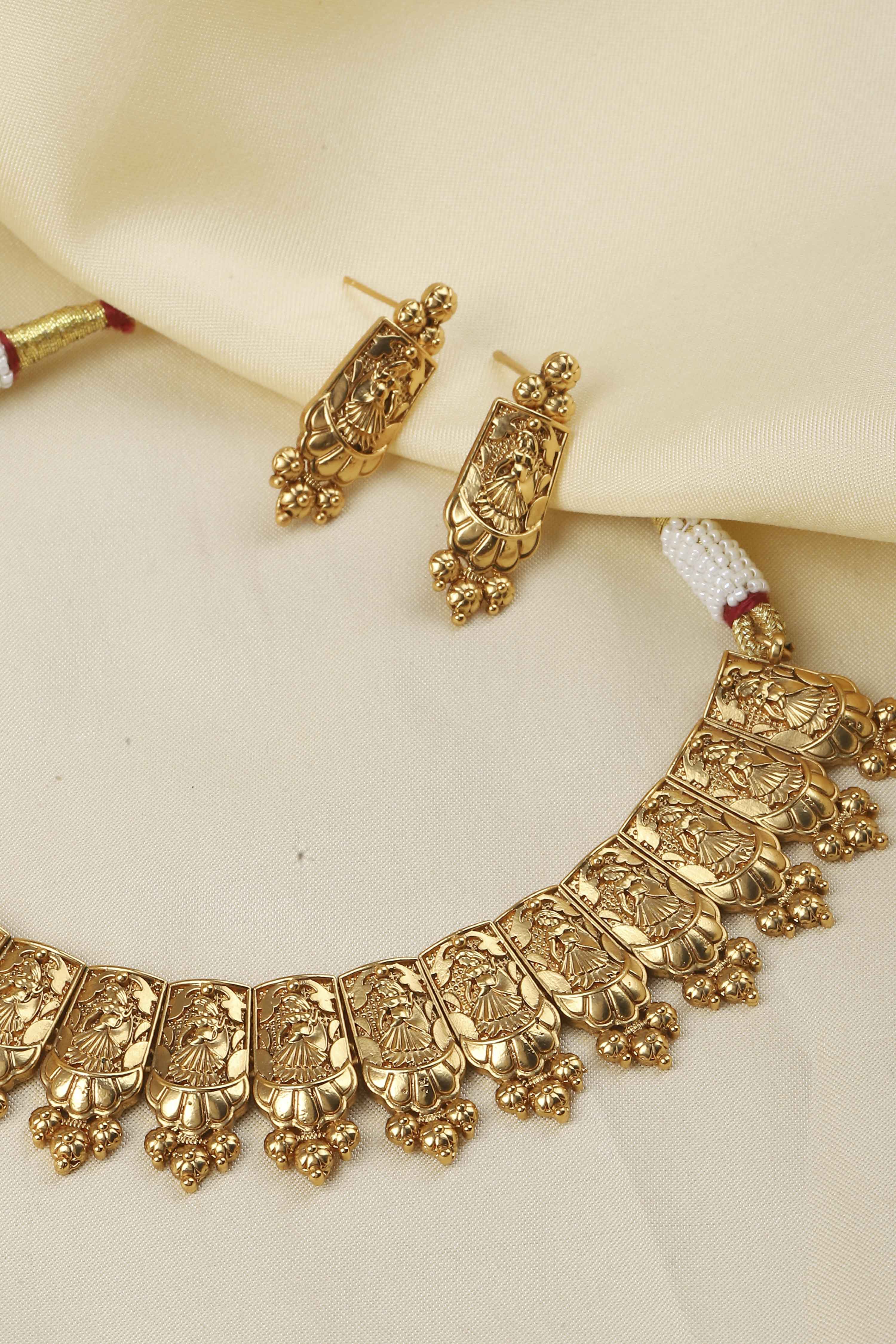 Gold Brass Necklace Set image number 2