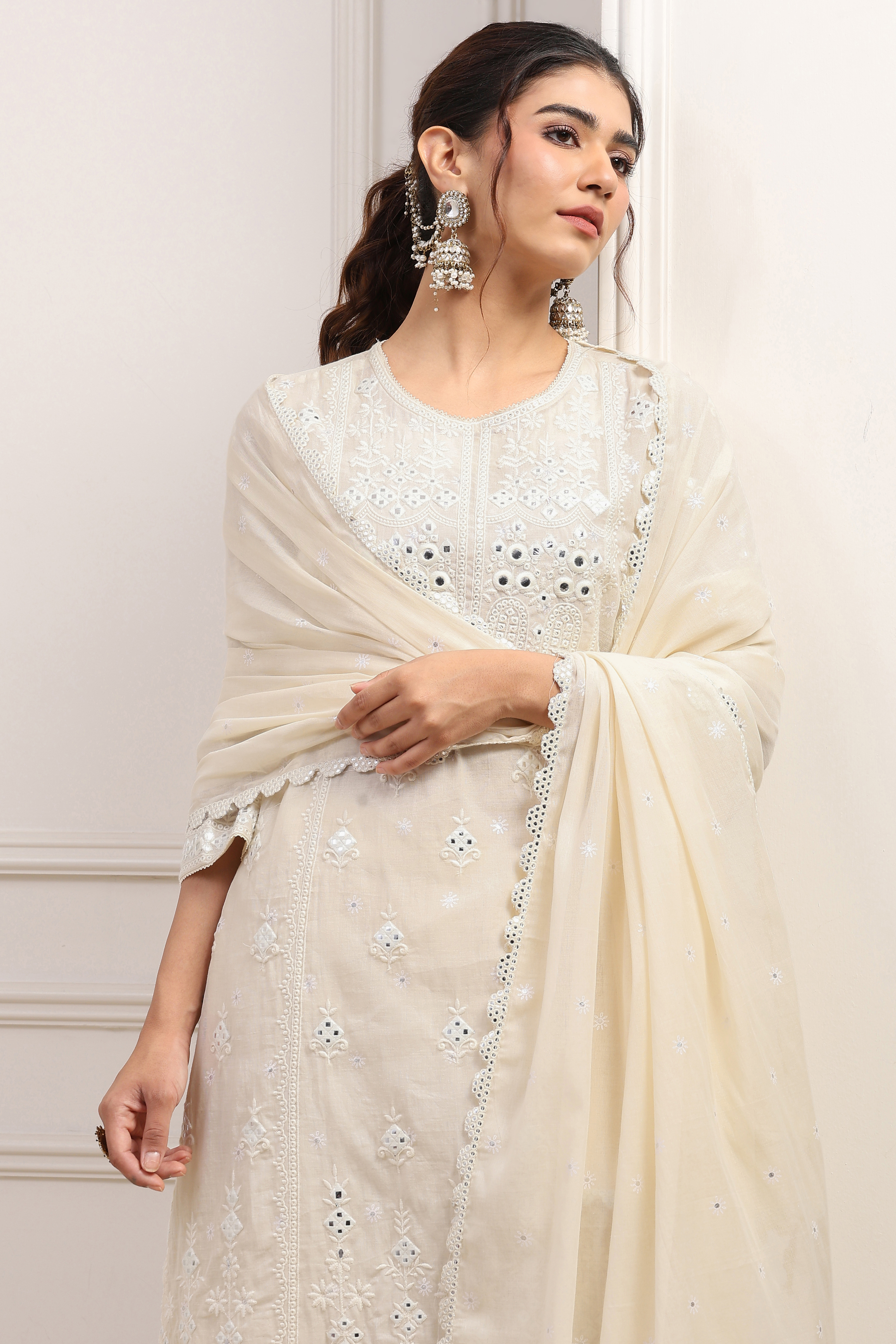 Off-White Cotton Embroidered Straight Suit Set image number 6