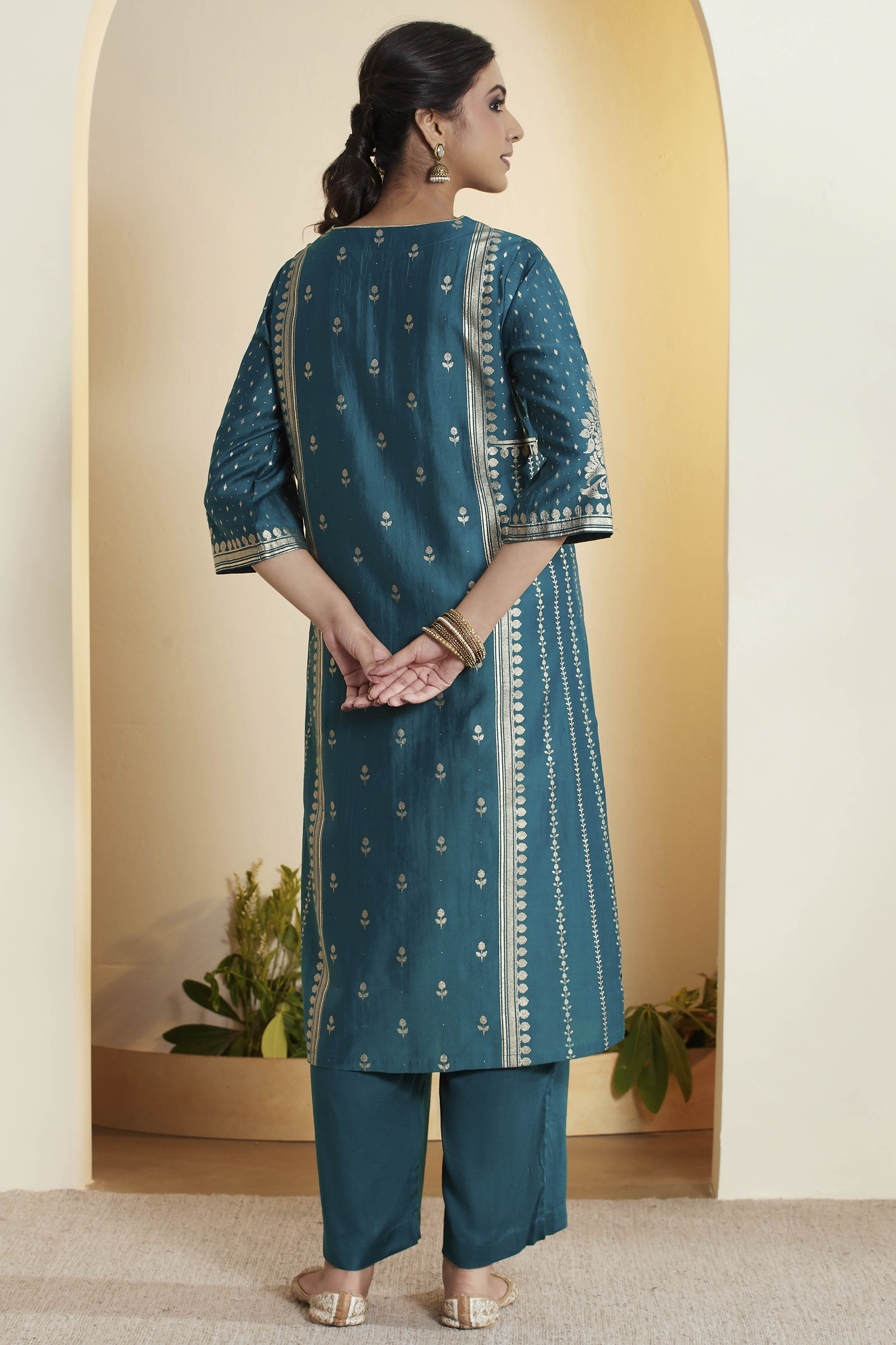 Teal Viscose Blend Embroidered Straight Kurta Set image number 6