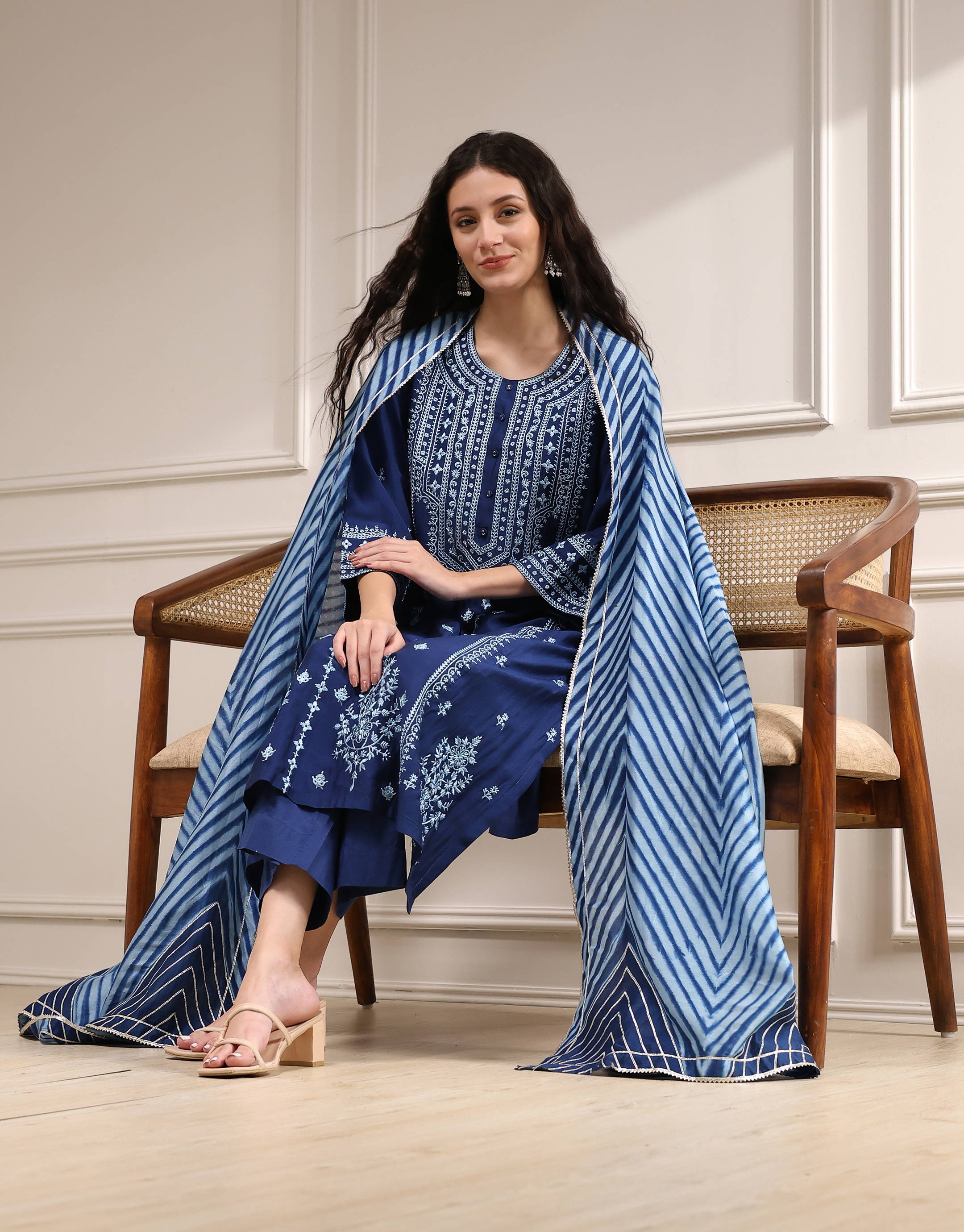 Blue Dyed Printed Straight Suit Set image number 6