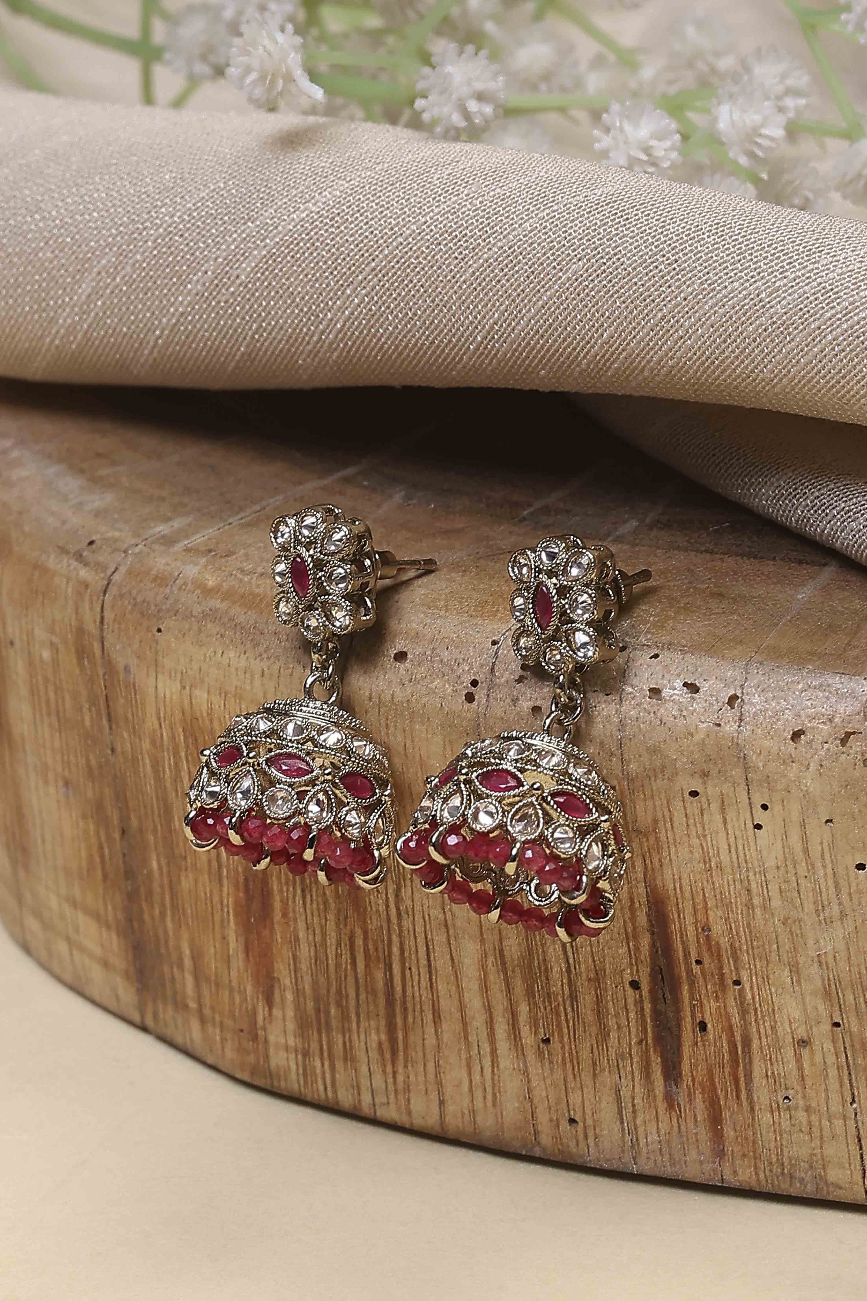 Dark Pink Pearl Earrings image number 0