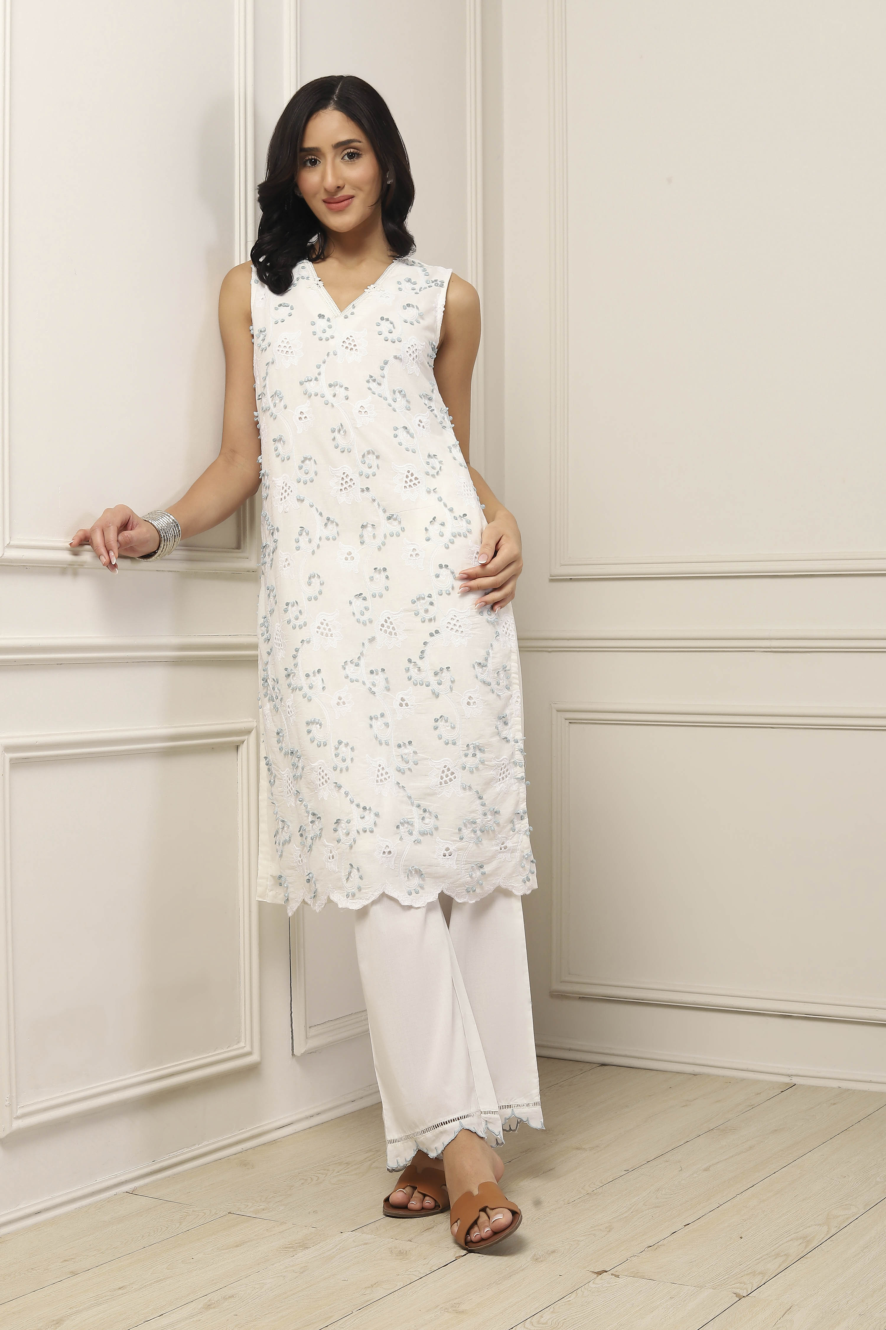 White Cotton Schiffli Embroidered Straight Suit Set image number 0