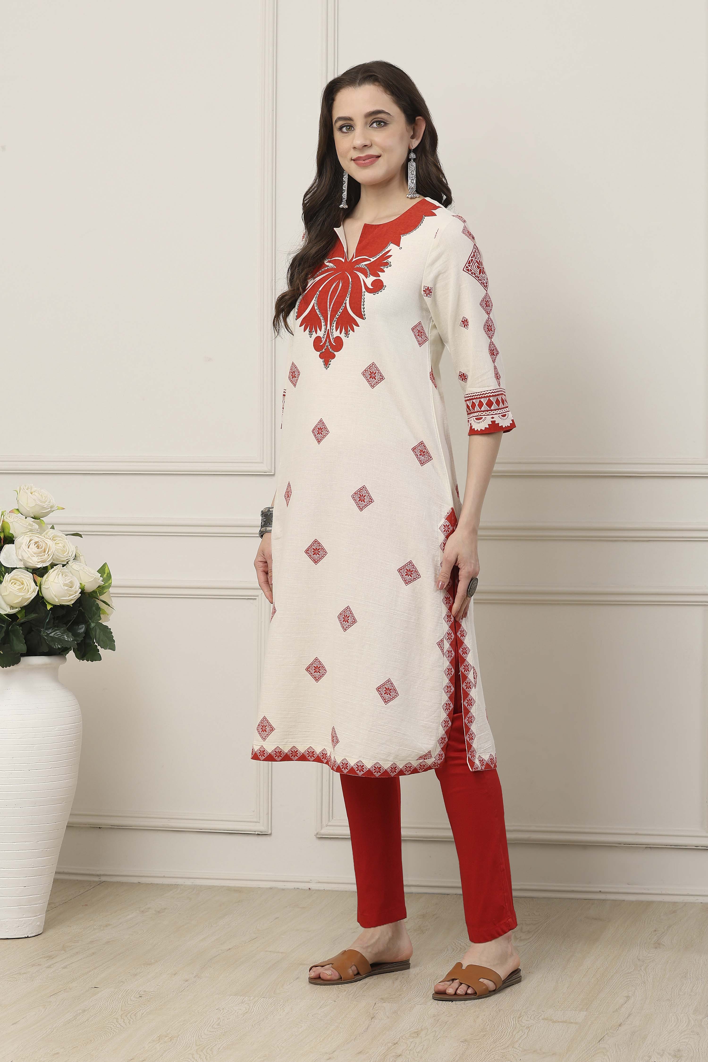 Ivory & Orange Cotton Ethnic Motif Printed Straight Kurta image number 2