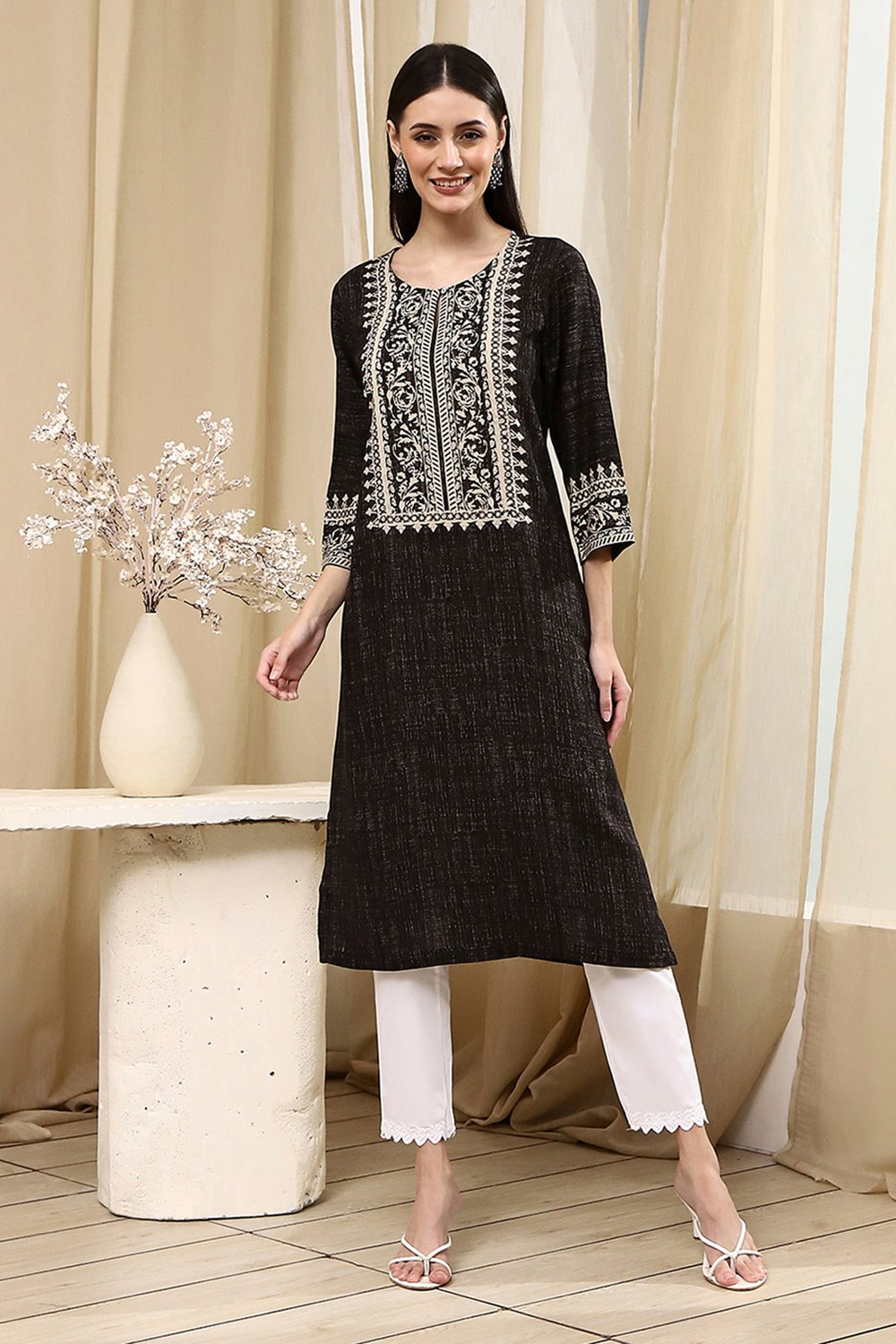 Black Viscose Blend Straight Kurta image number 5
