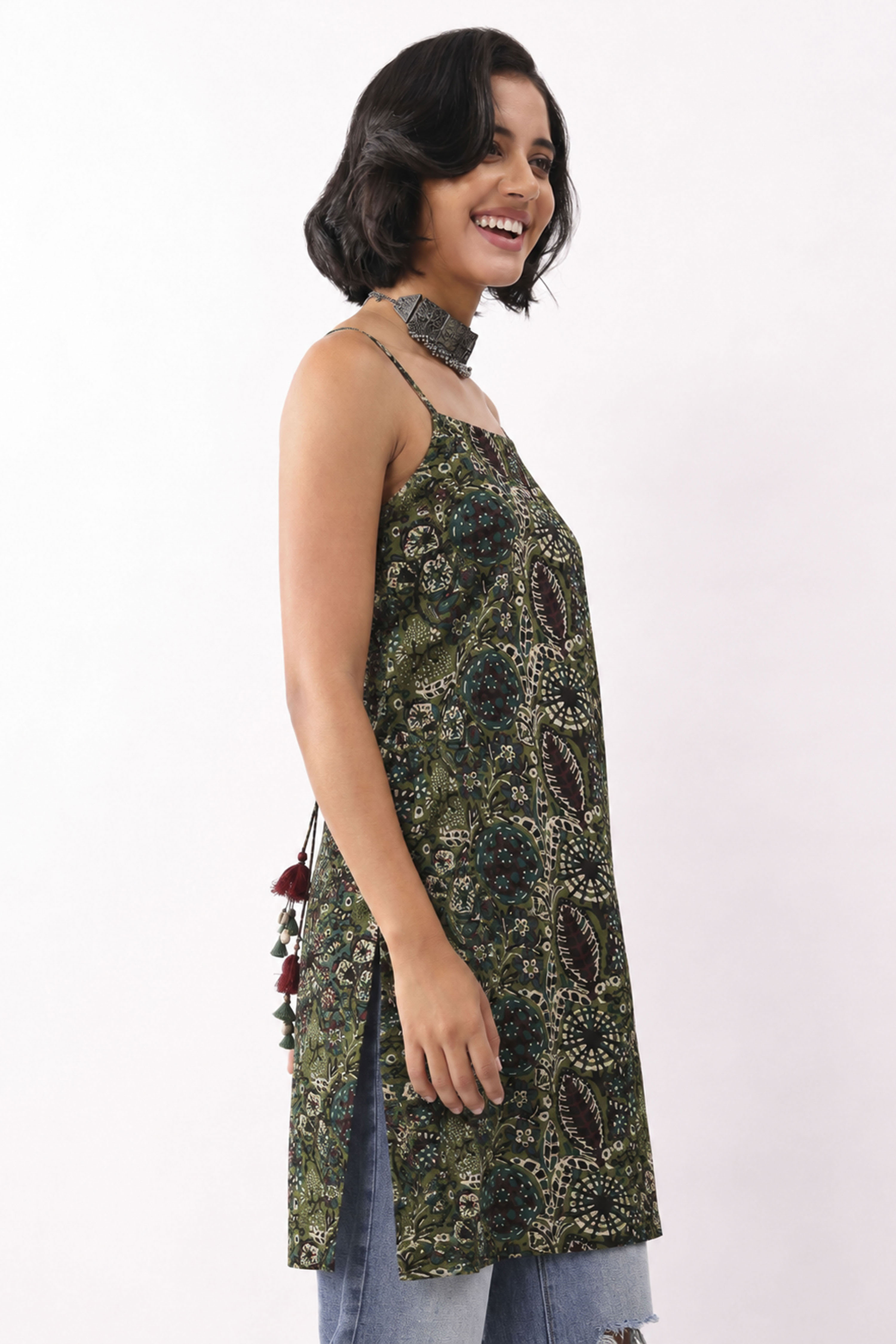Blue Cotton Printed Short Kurti image number 3