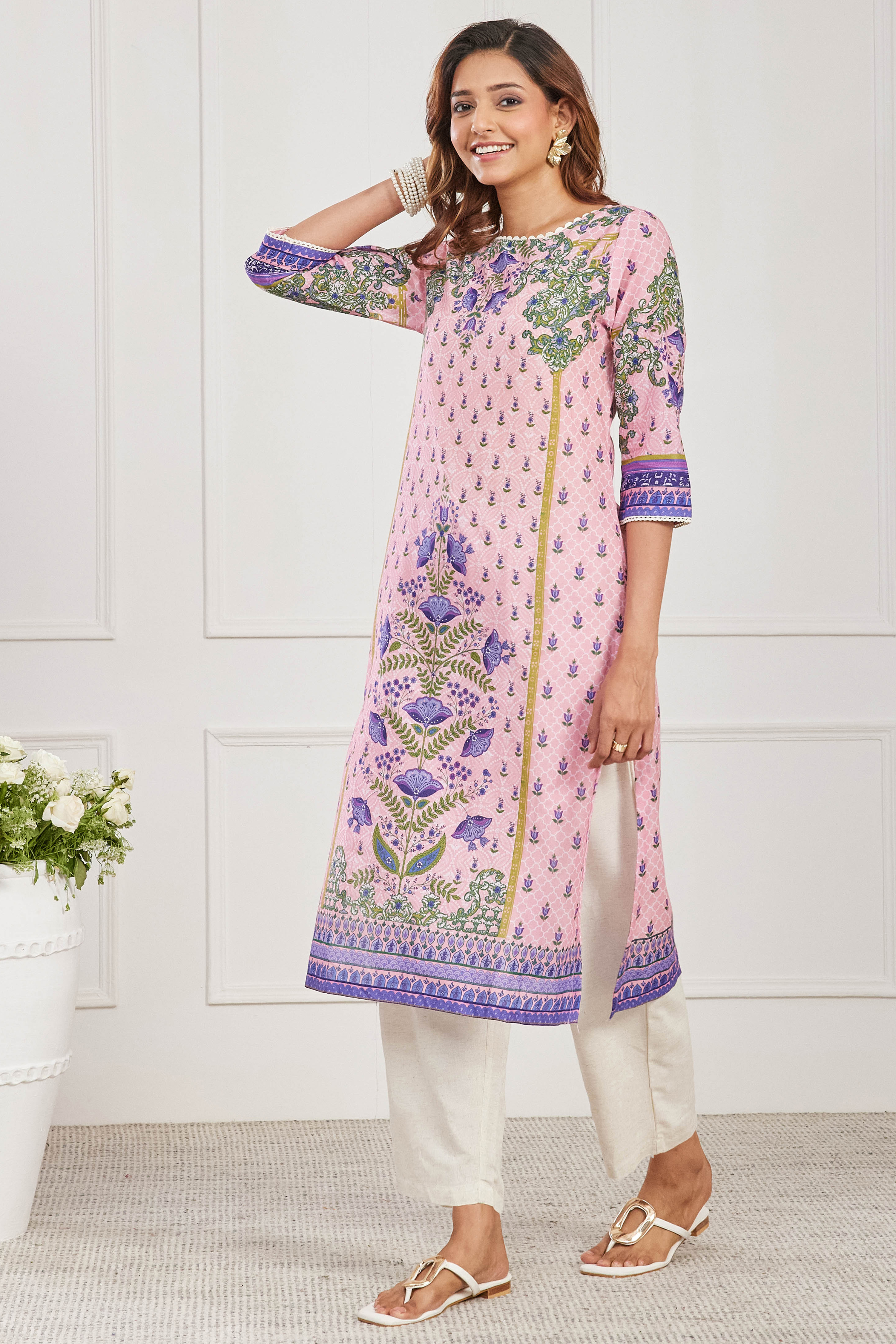 Pink Cotton Printed Straight Kurta image number 2
