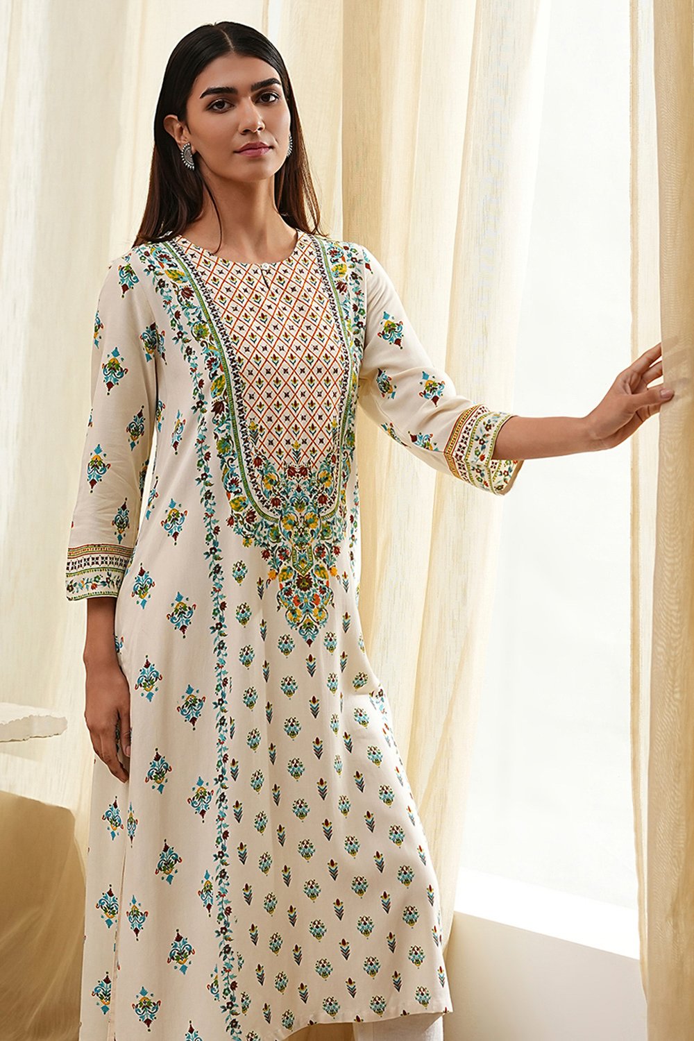 Cream-Colored Printed Straight Kurta image number 6