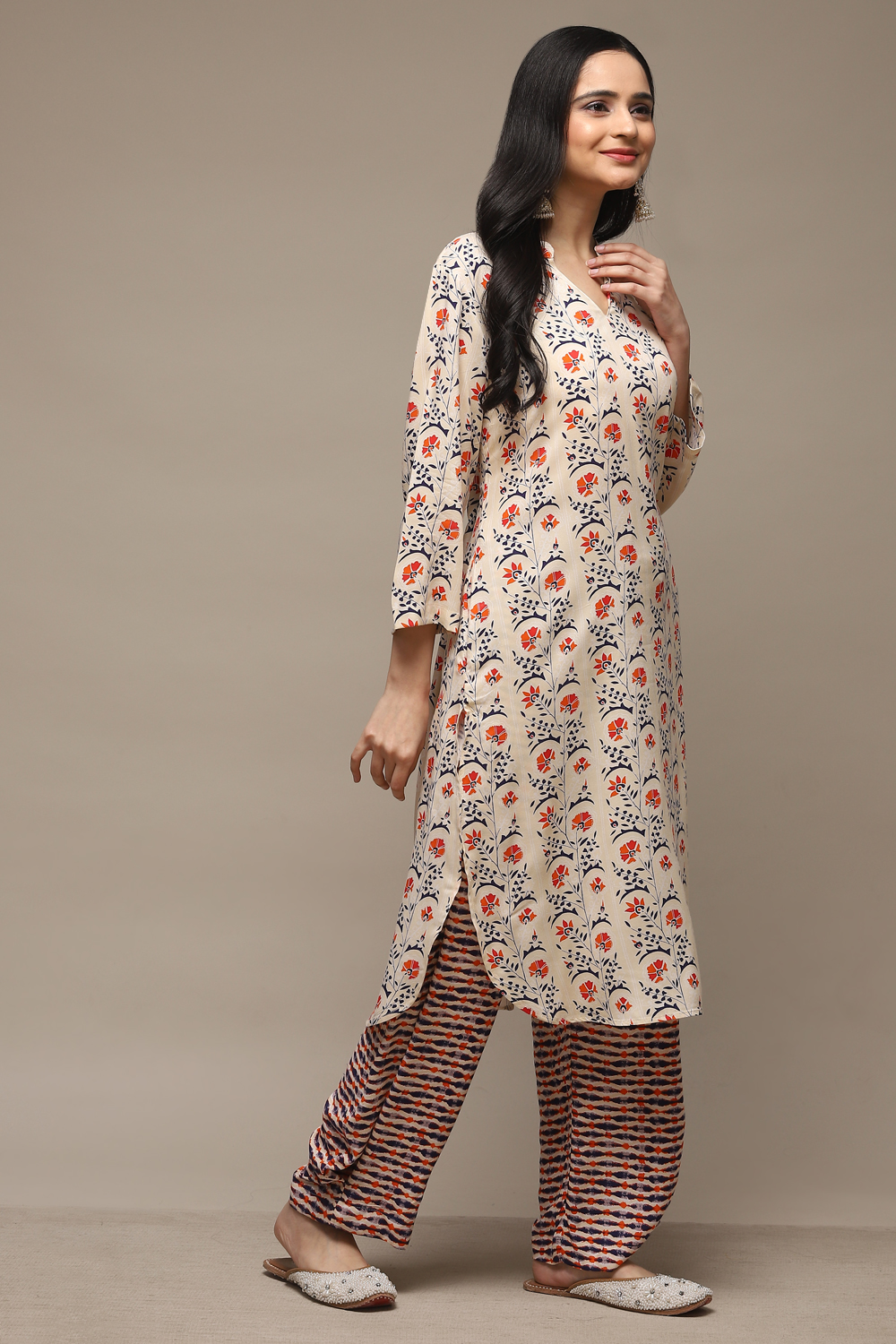 Yellow Rayon Straight Kurta Pants Suit Set image number 5