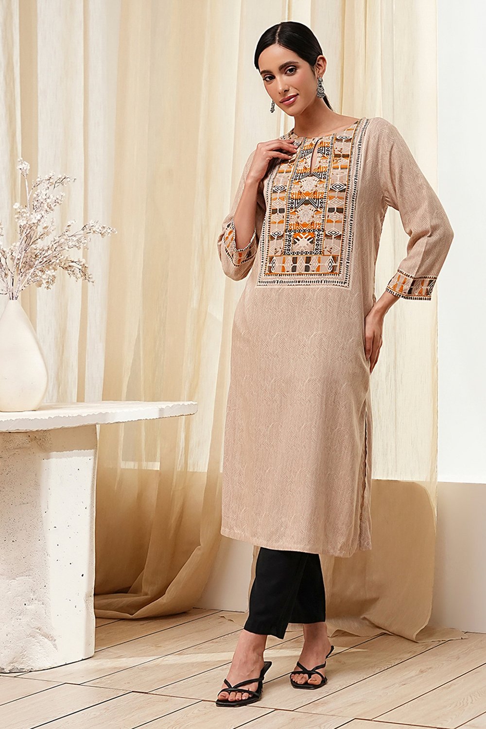 Beige Printed Straight Kurta image number 0