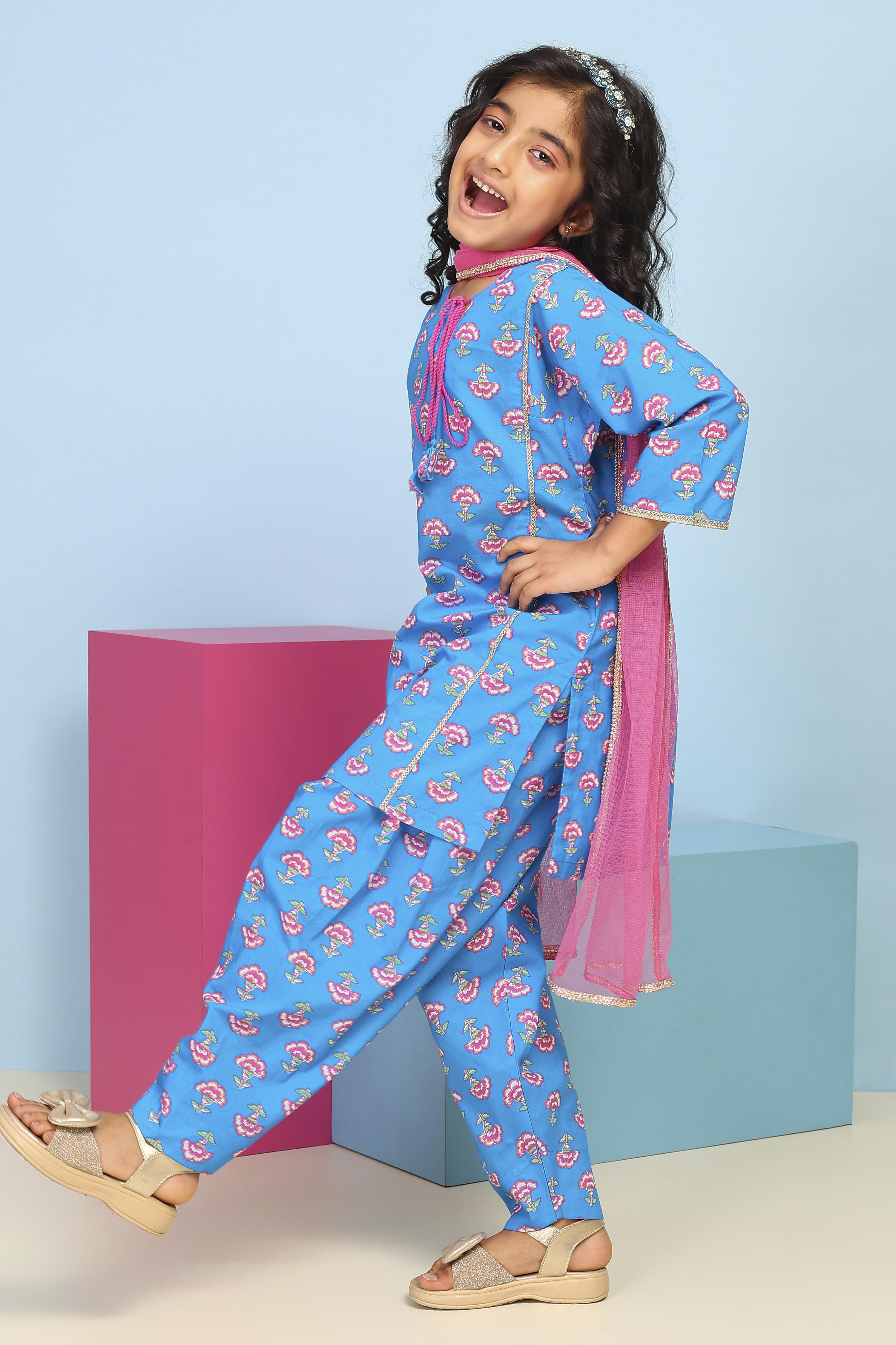 Blue Cotton Printed Straight Suit Set image number 4