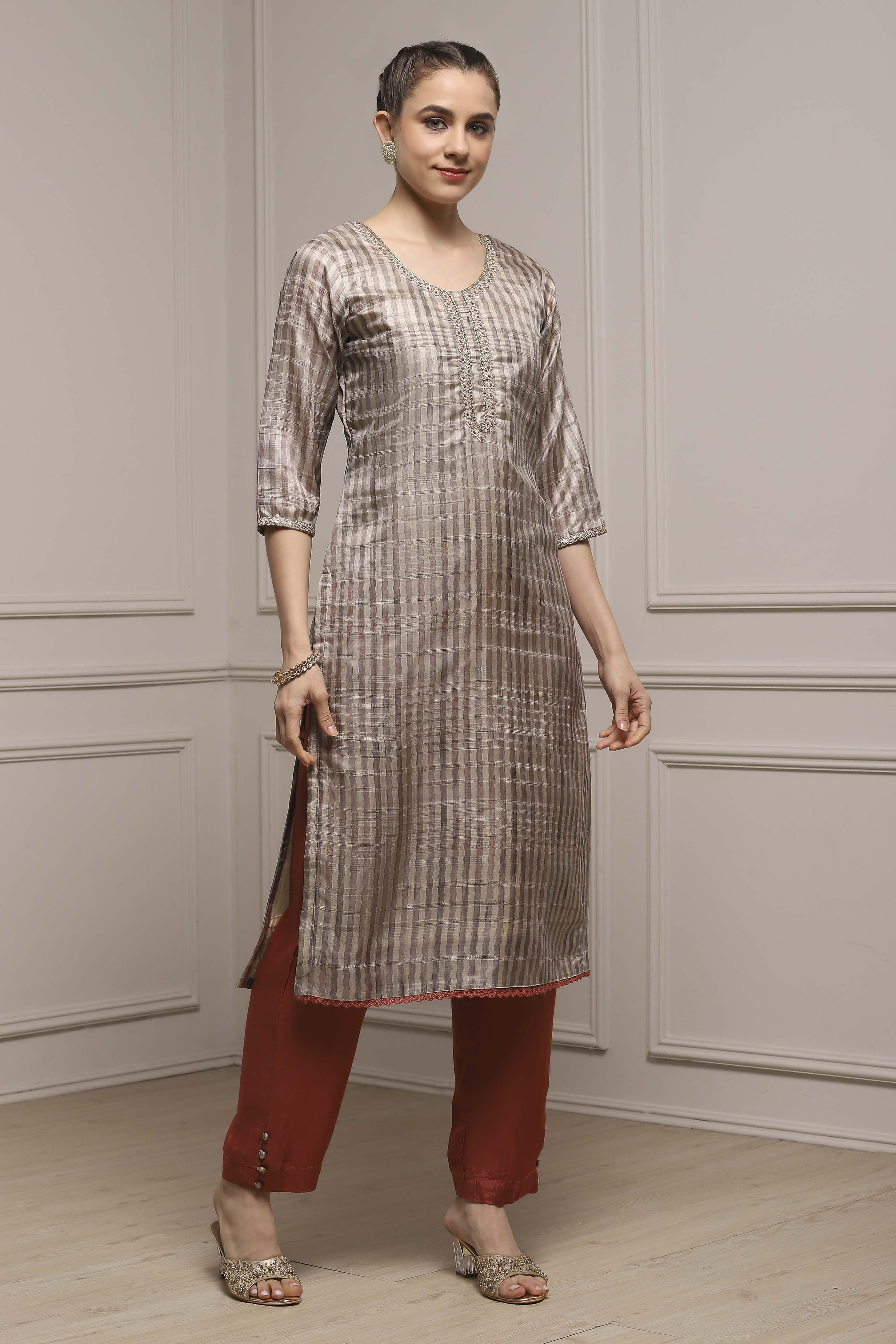 Green Silk Blend Printed Unstitched Suit Set image number 6