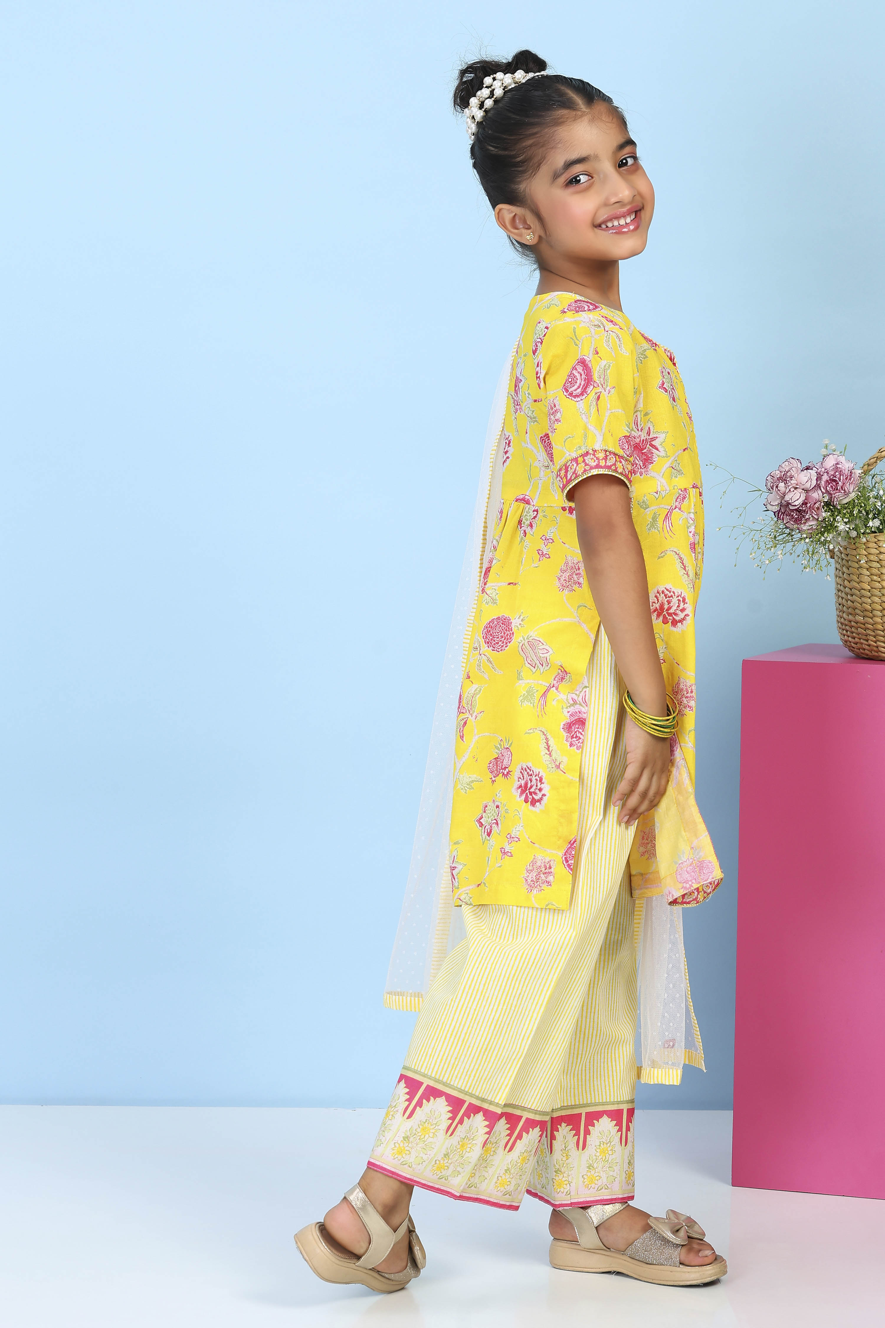Yellow Cotton Printed Straight Suit Set image number 4