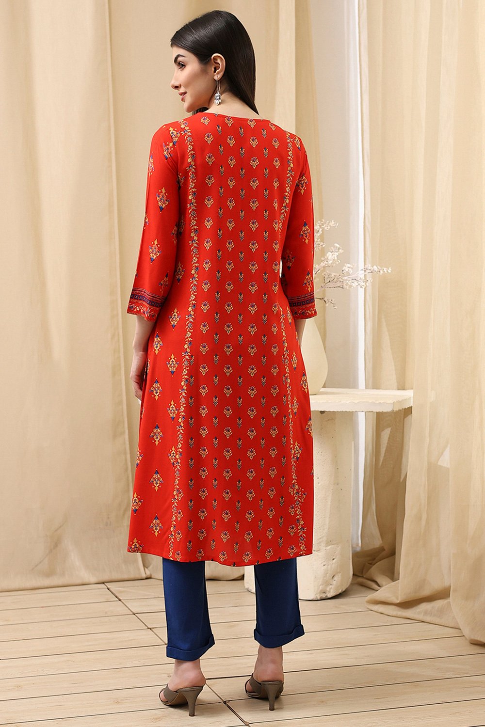 Cream-Colored Printed Straight Kurta image number 4