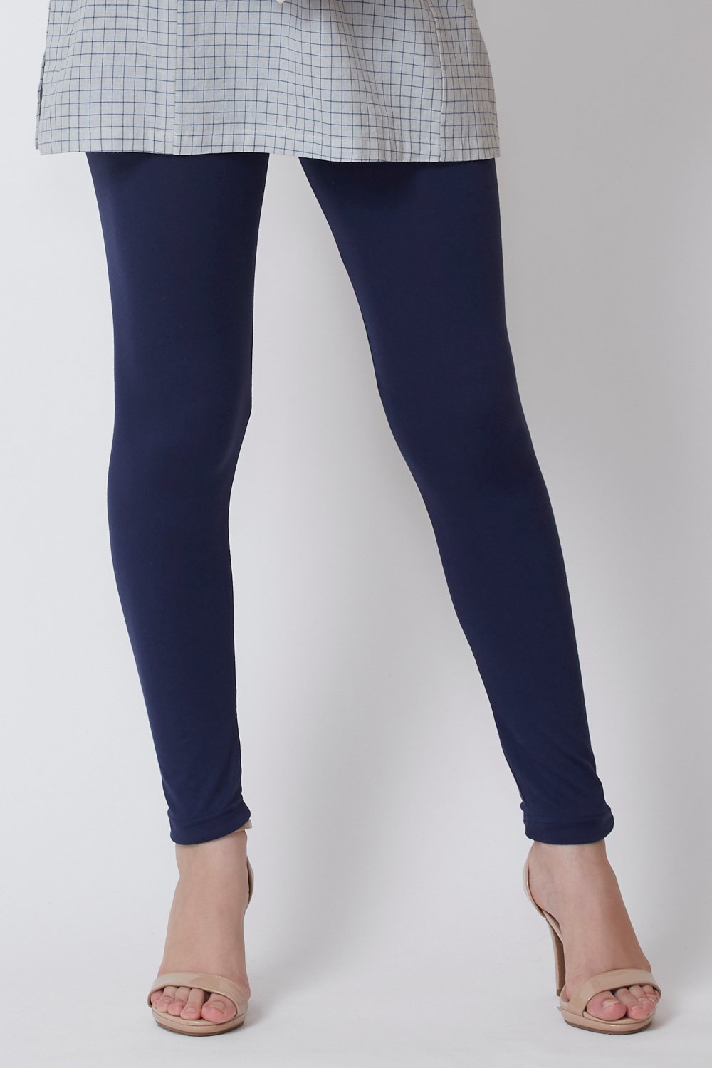 Moss Green Viscose Lycra Solid Leggings image number 3
