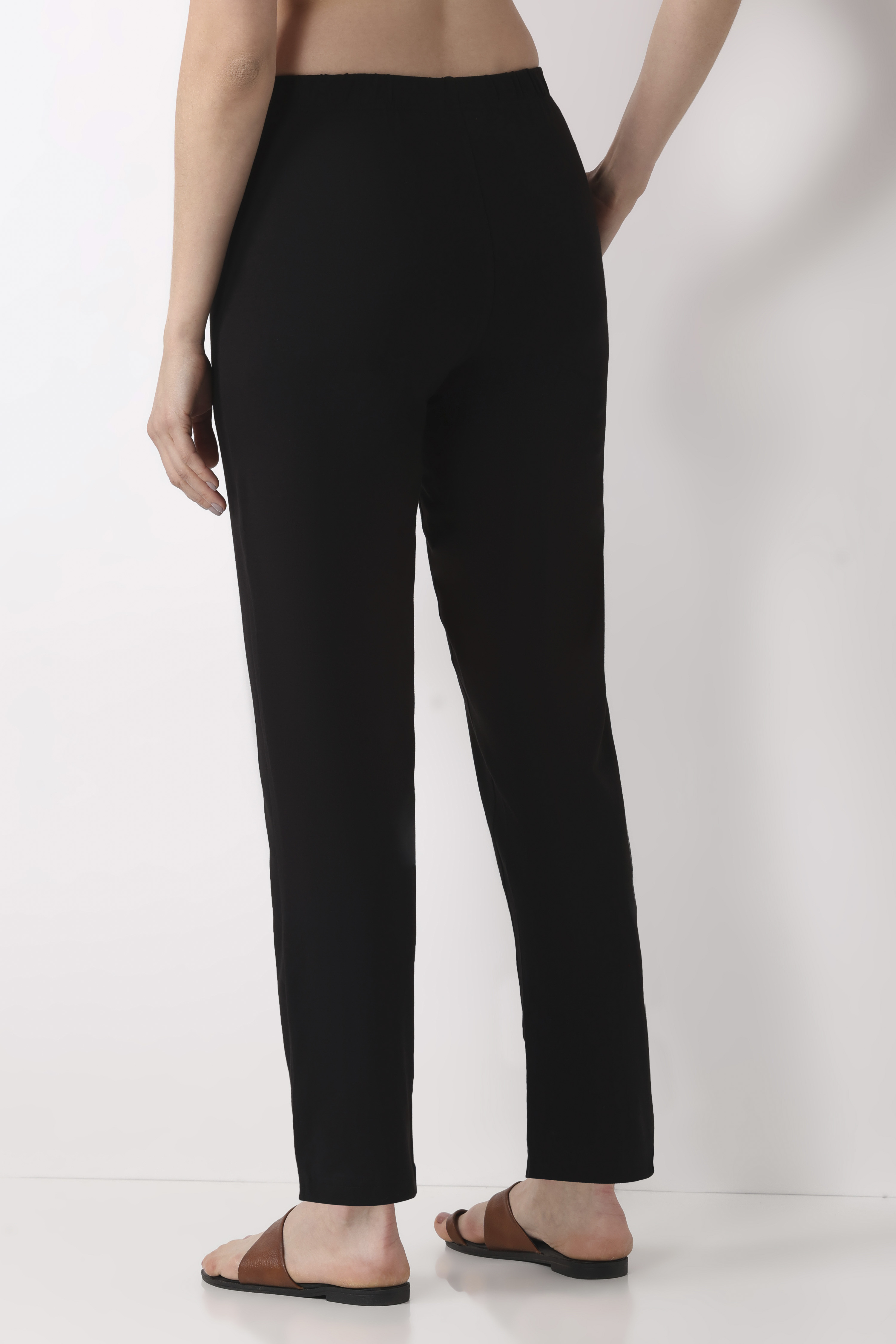 Black Cotton Lycra Fitted Pants image number 5