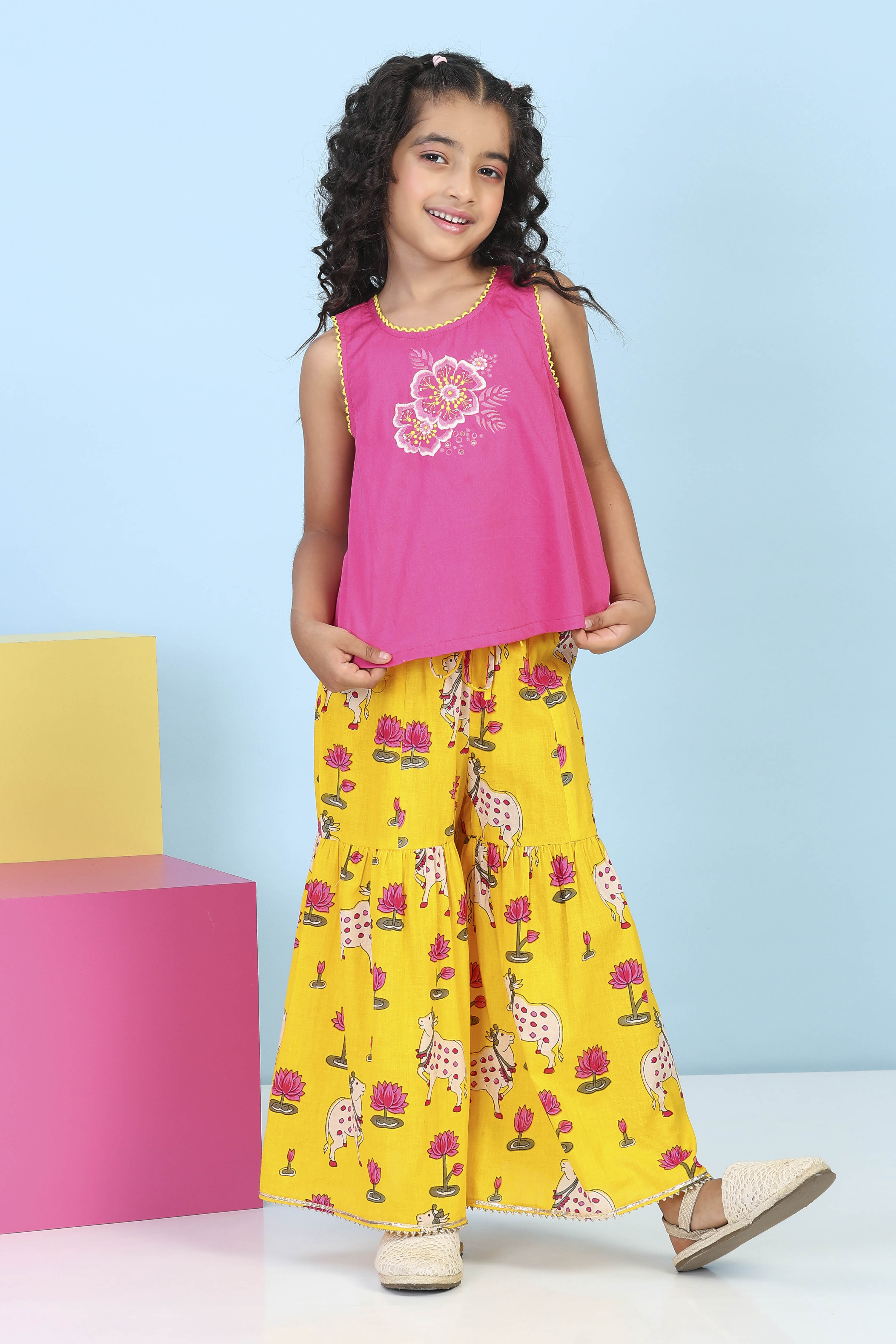 Pink Cotton Printed A-line Suit Set image number 6