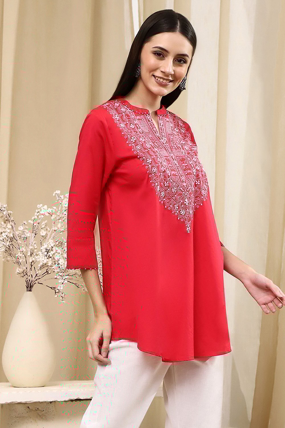 Raspberry Cotton Straight Kurti image number 4