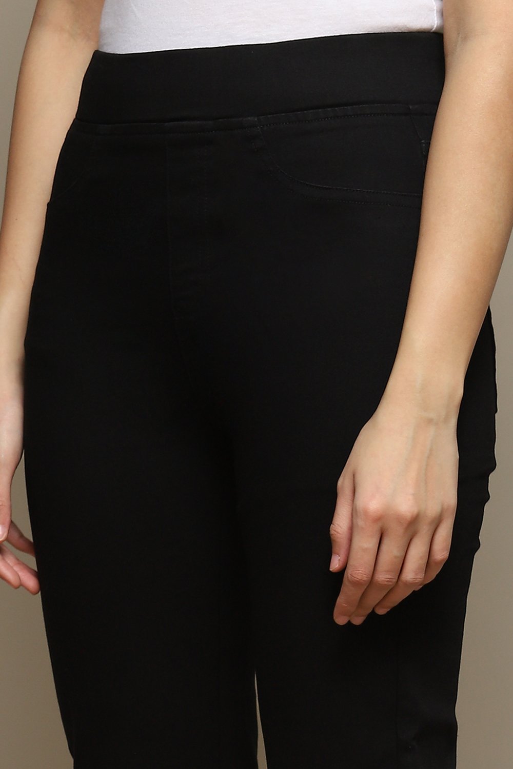Indigo Cotton Blend Solid Jeggings image number 1