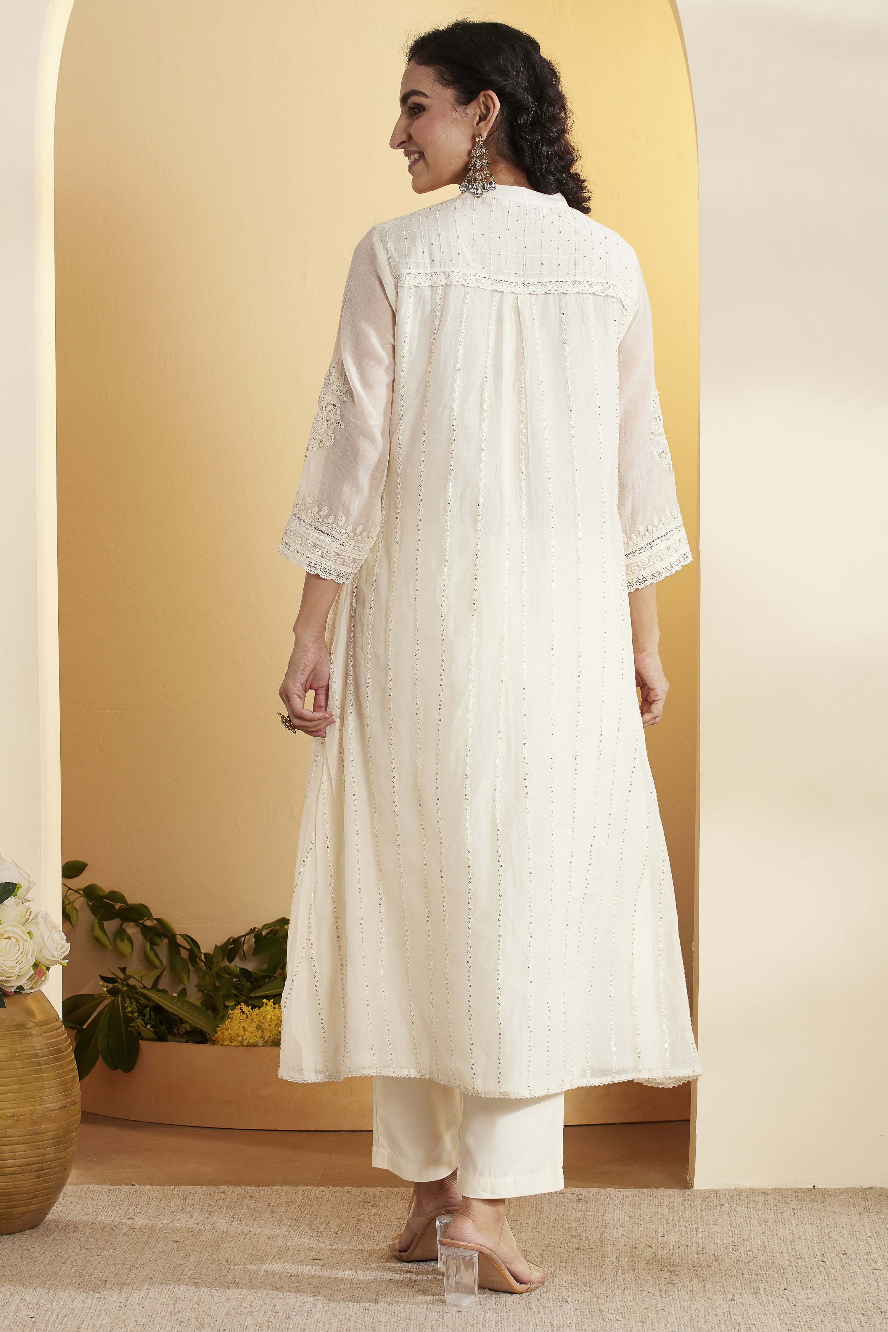Off White Cotton Silk Kalidar Suit Set image number 5
