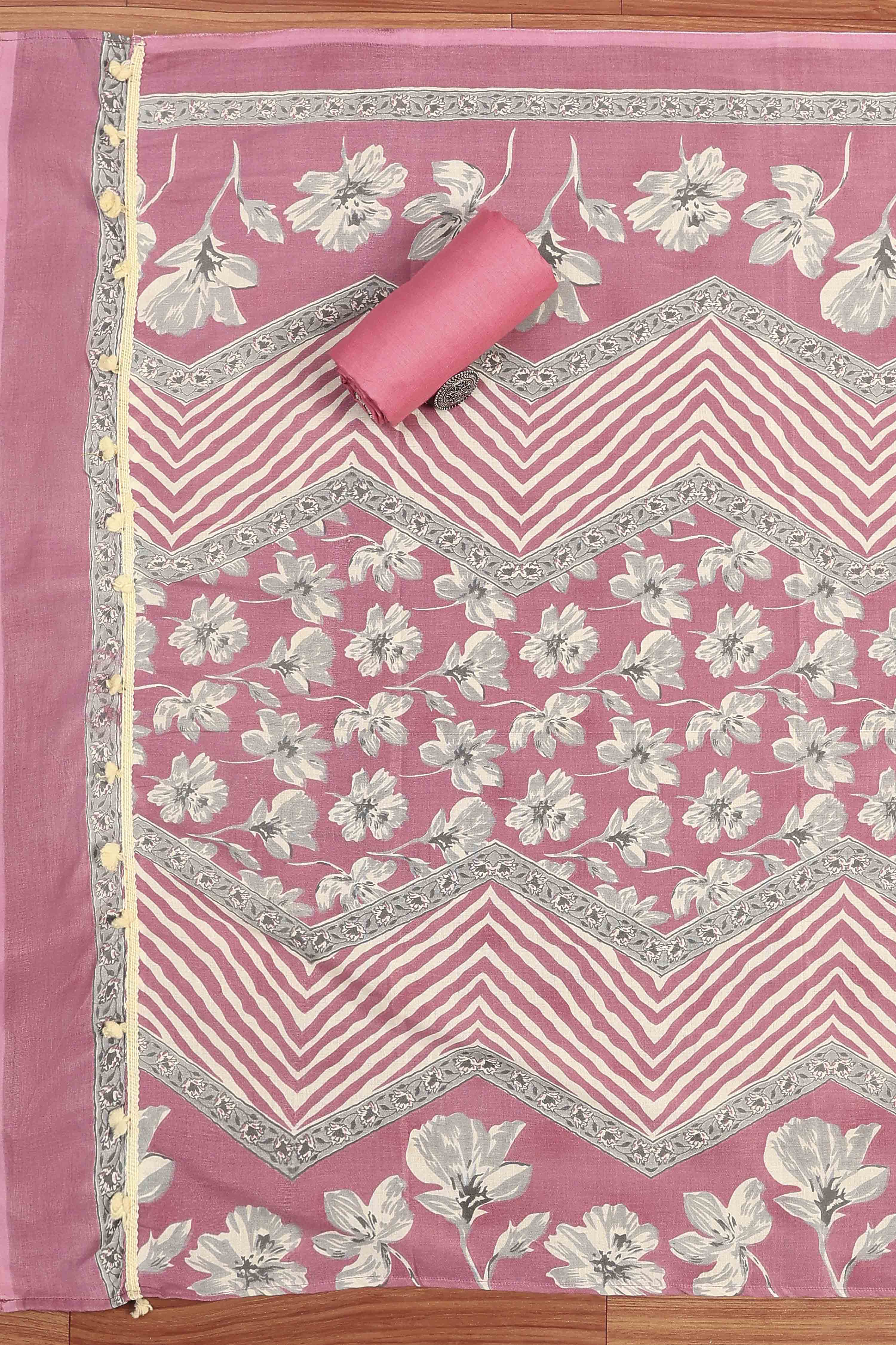 Pink Cotton Flower and Lace Work Unstitched Suit Set image number 3