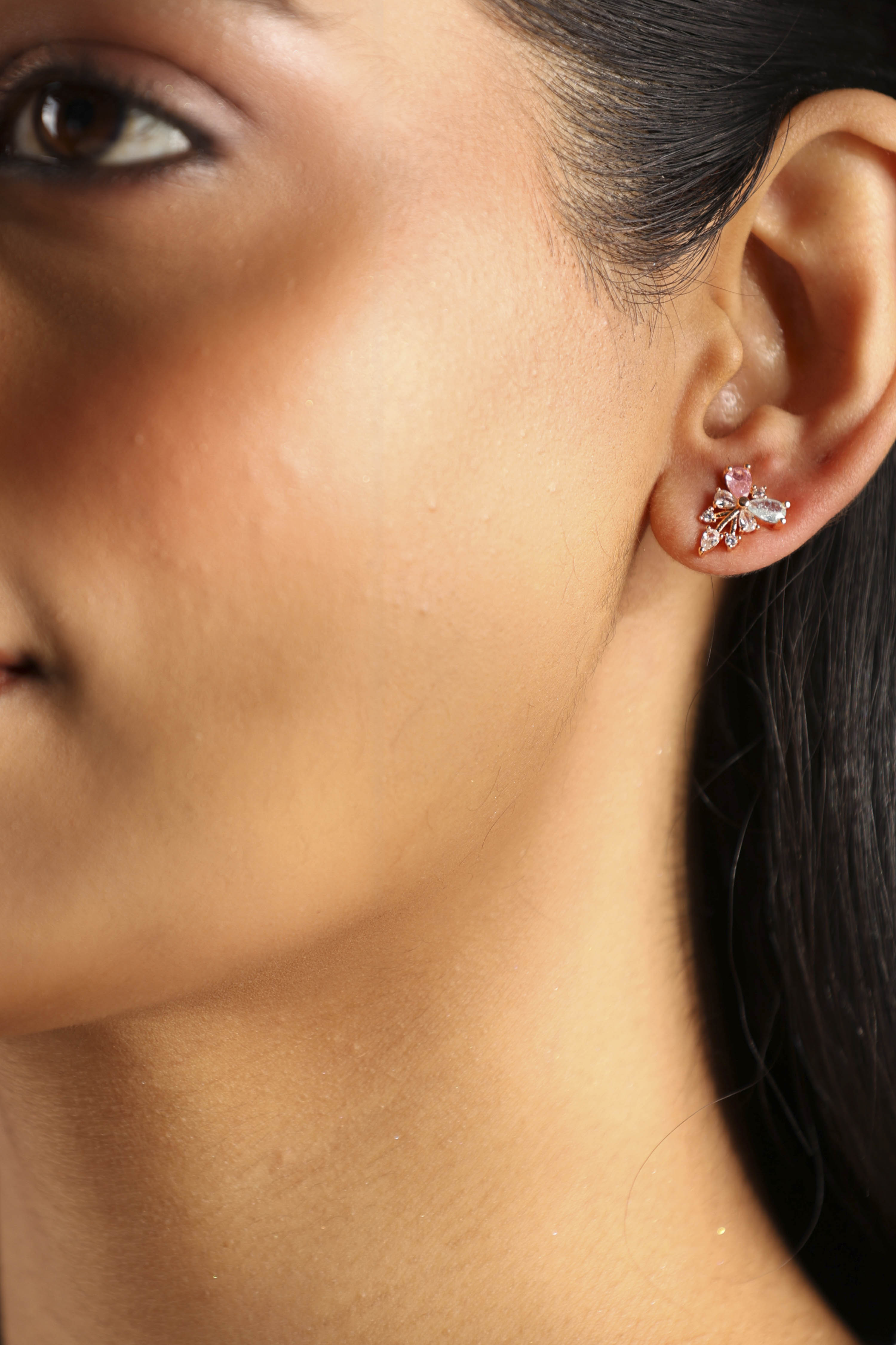 Multicolor Brass Studs image number 1