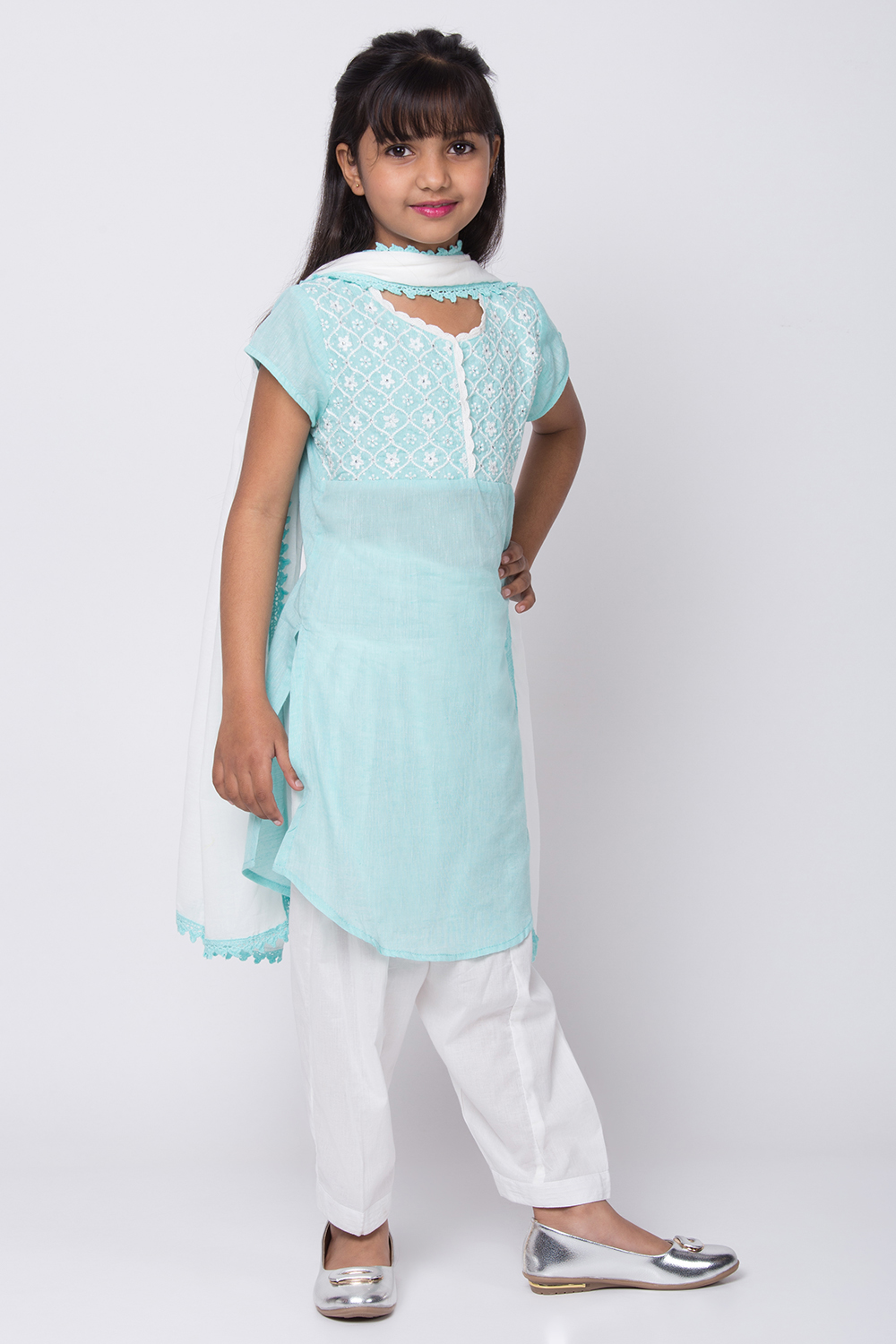 Turquoise Cotton Chikankari Kurta Salwar Suit Set image number 3