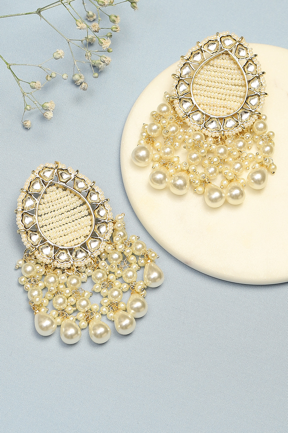 Pearl Alloy Earrings image number 0