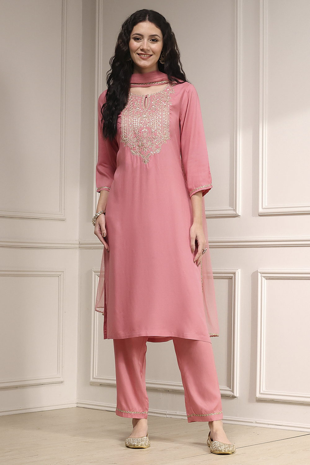 Pink Embroidered Straight Suit Set image number 6