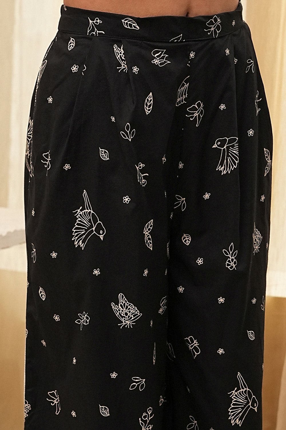 Black Printed Asymmetric Kurta Set image number 2