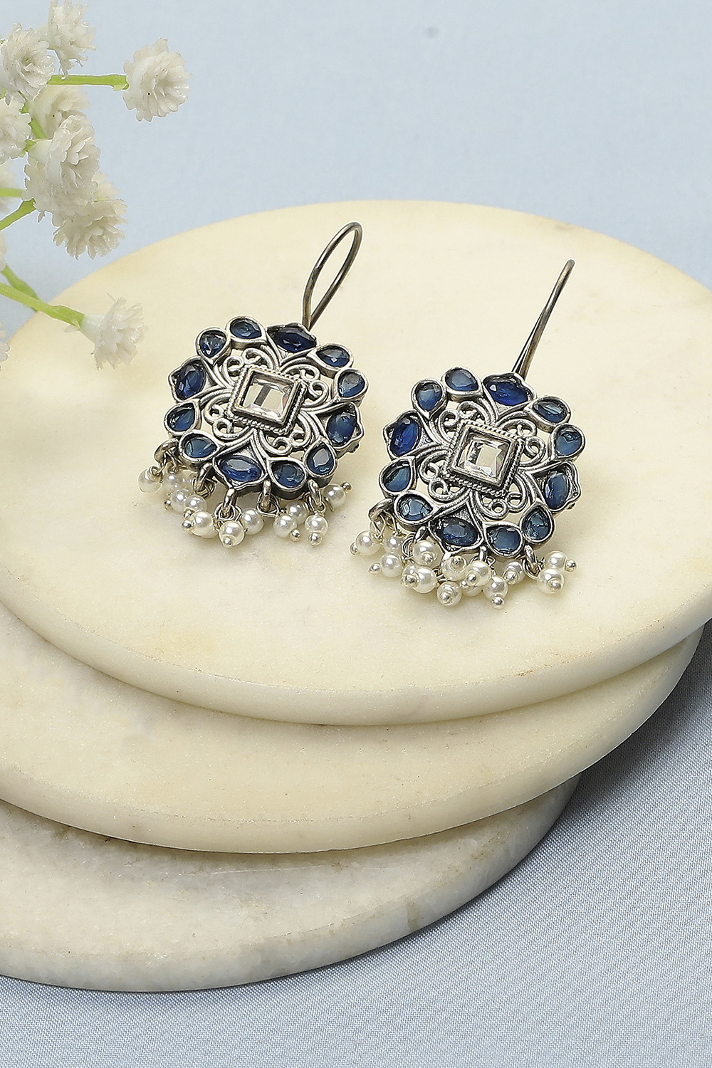 Navy-White Brass Drop & Danglers image number 0