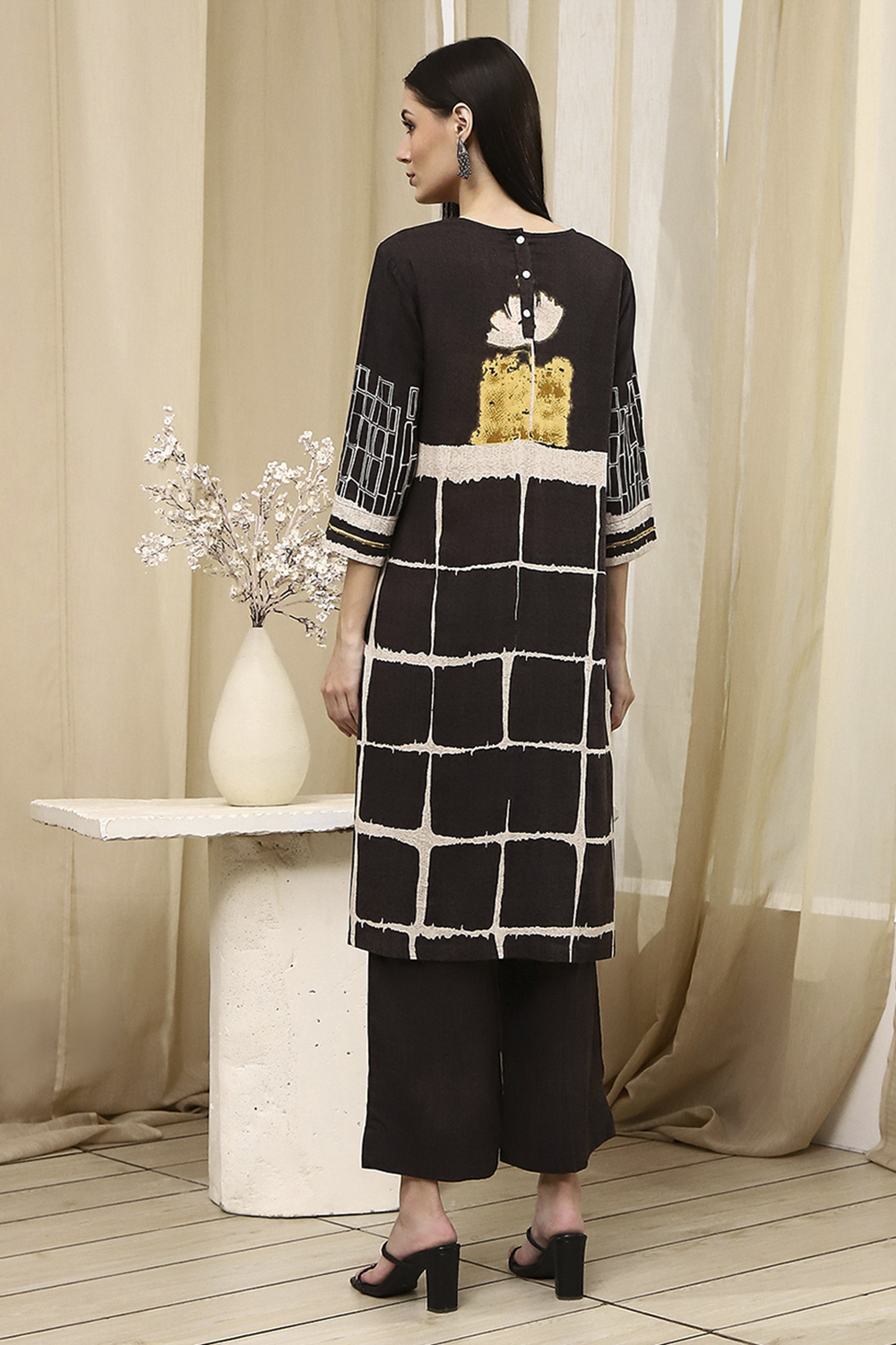 Coffee Brown Printed Straight Kurta Set image number 4