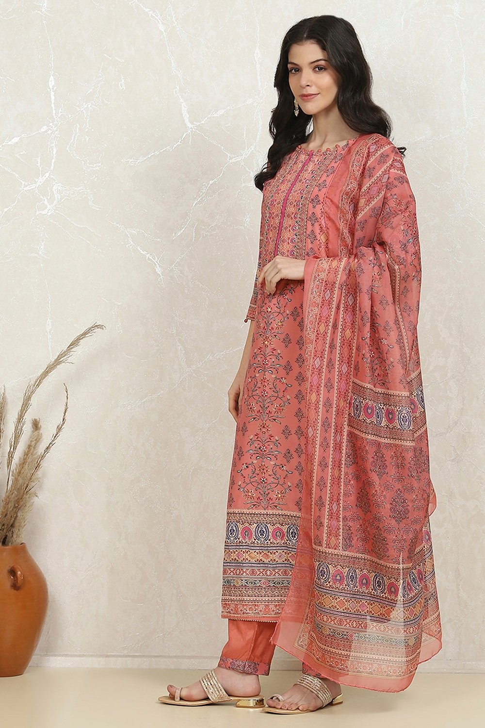 Pink Crepe Printed Unstitched Suit Set image number 4
