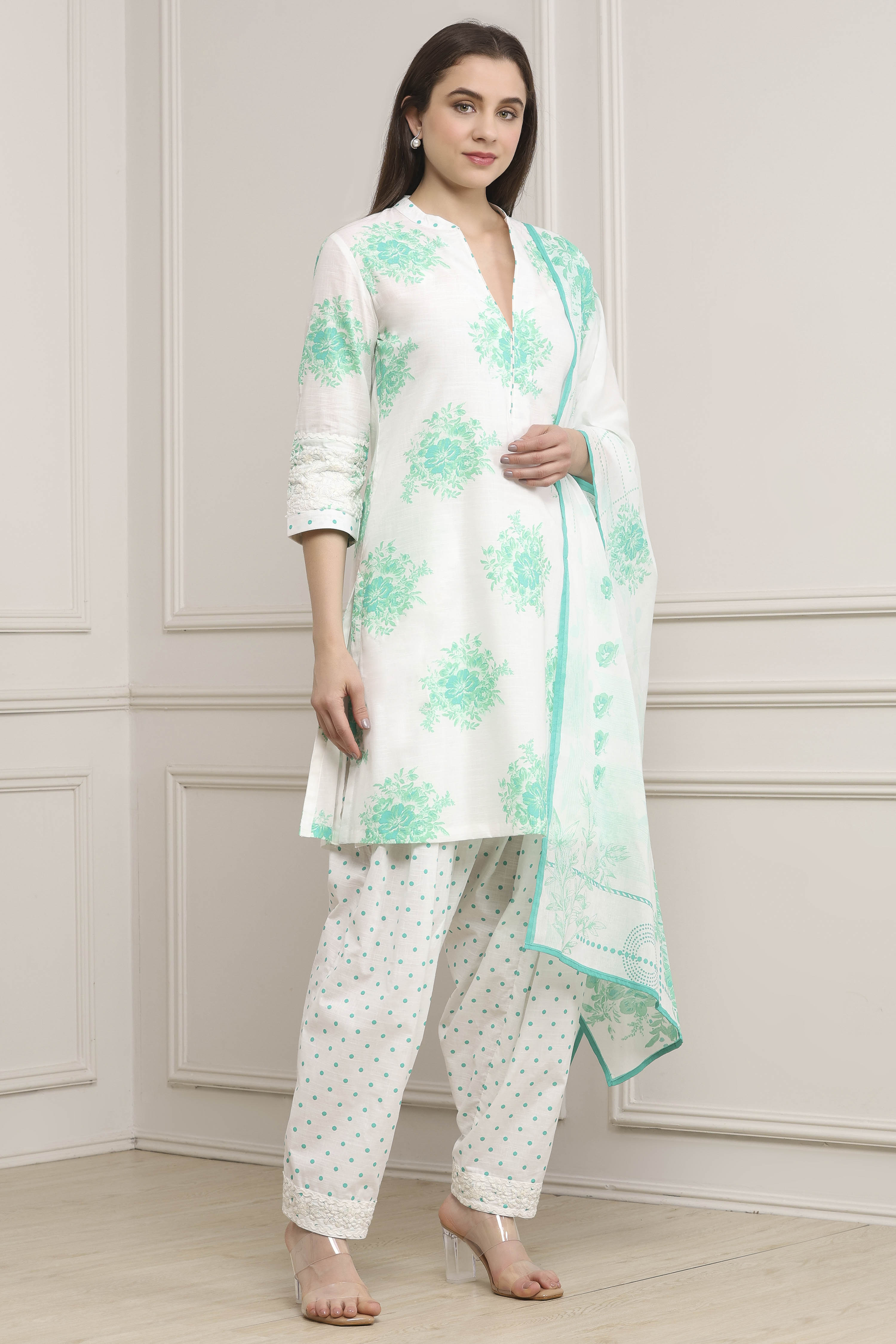 Pink Cotton Printed Straight Salwar Suit Set image number 5