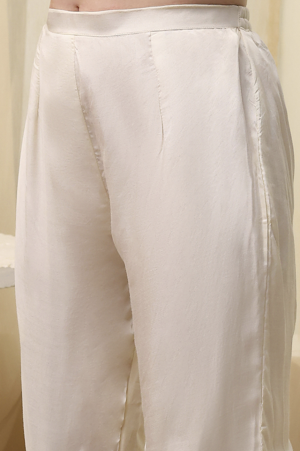 White Flex Hand Painted Unstitched Suit Set image number 4