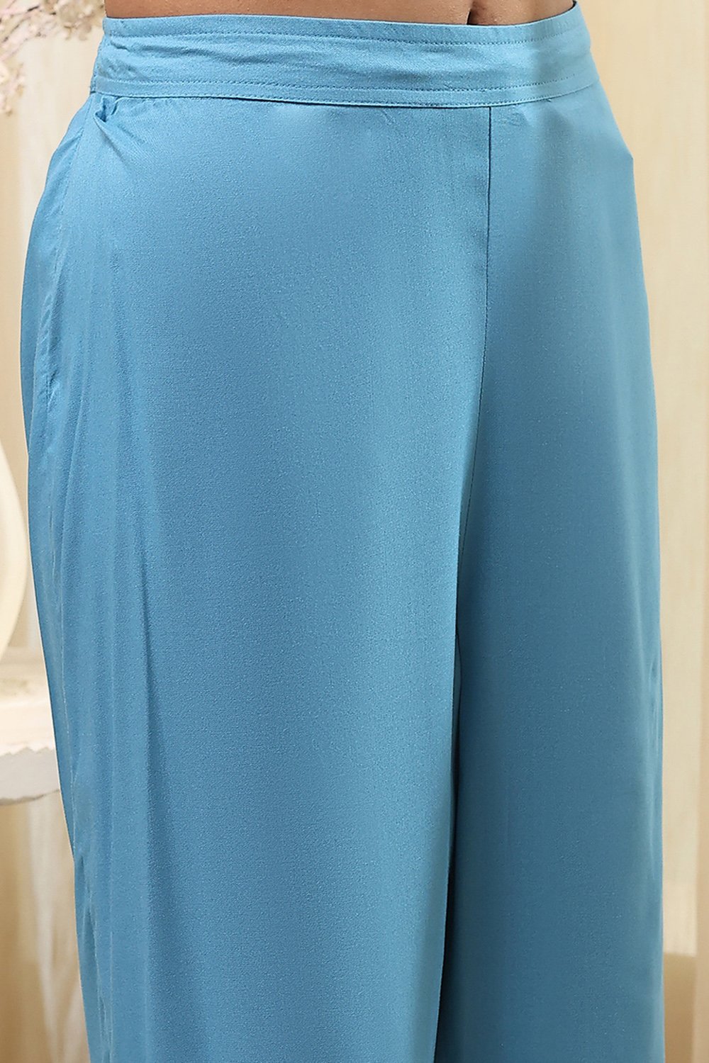 Dull Blue Printed Straight Suit Set image number 2