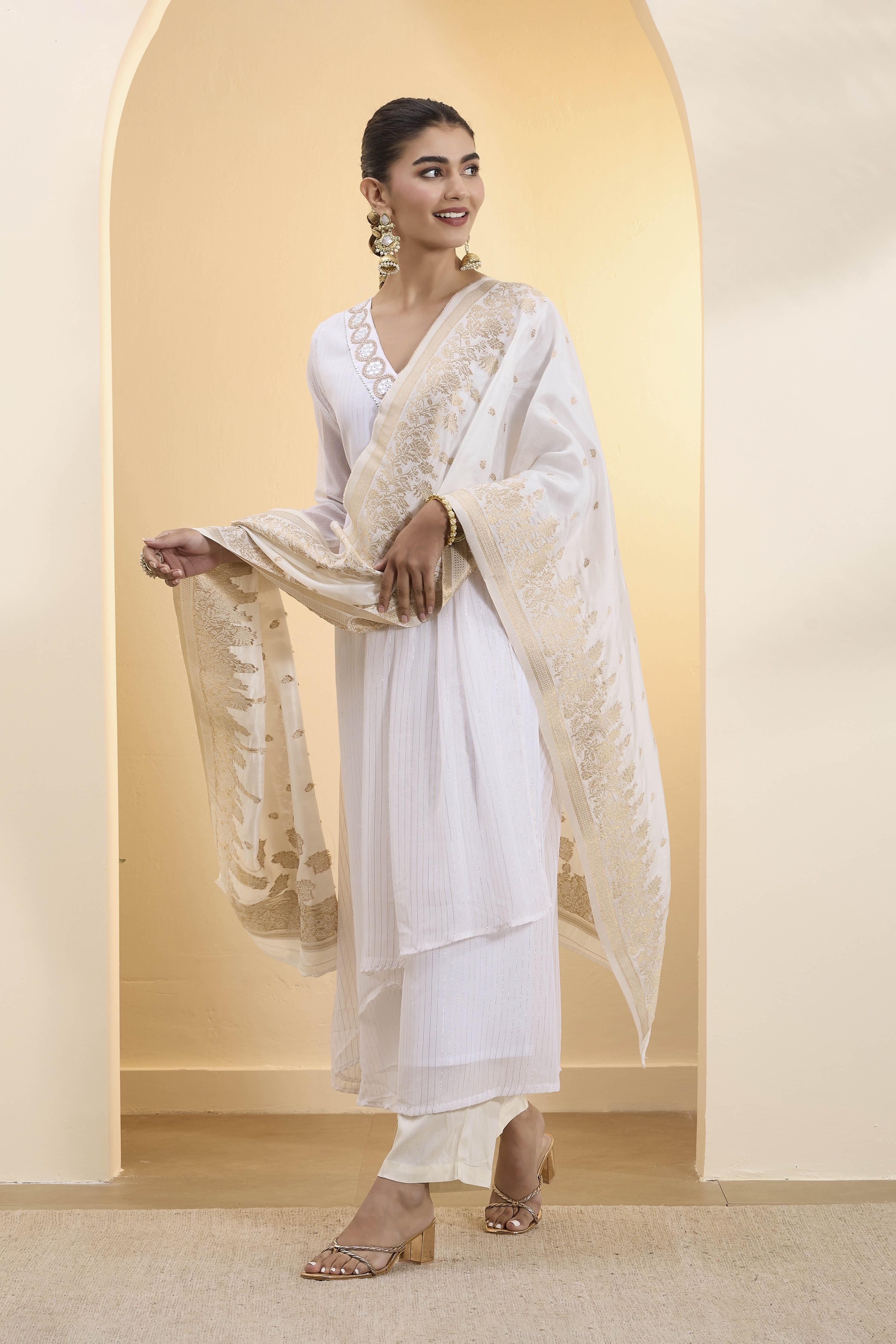Off-White Poly Zari Printed Dupatta image number 3