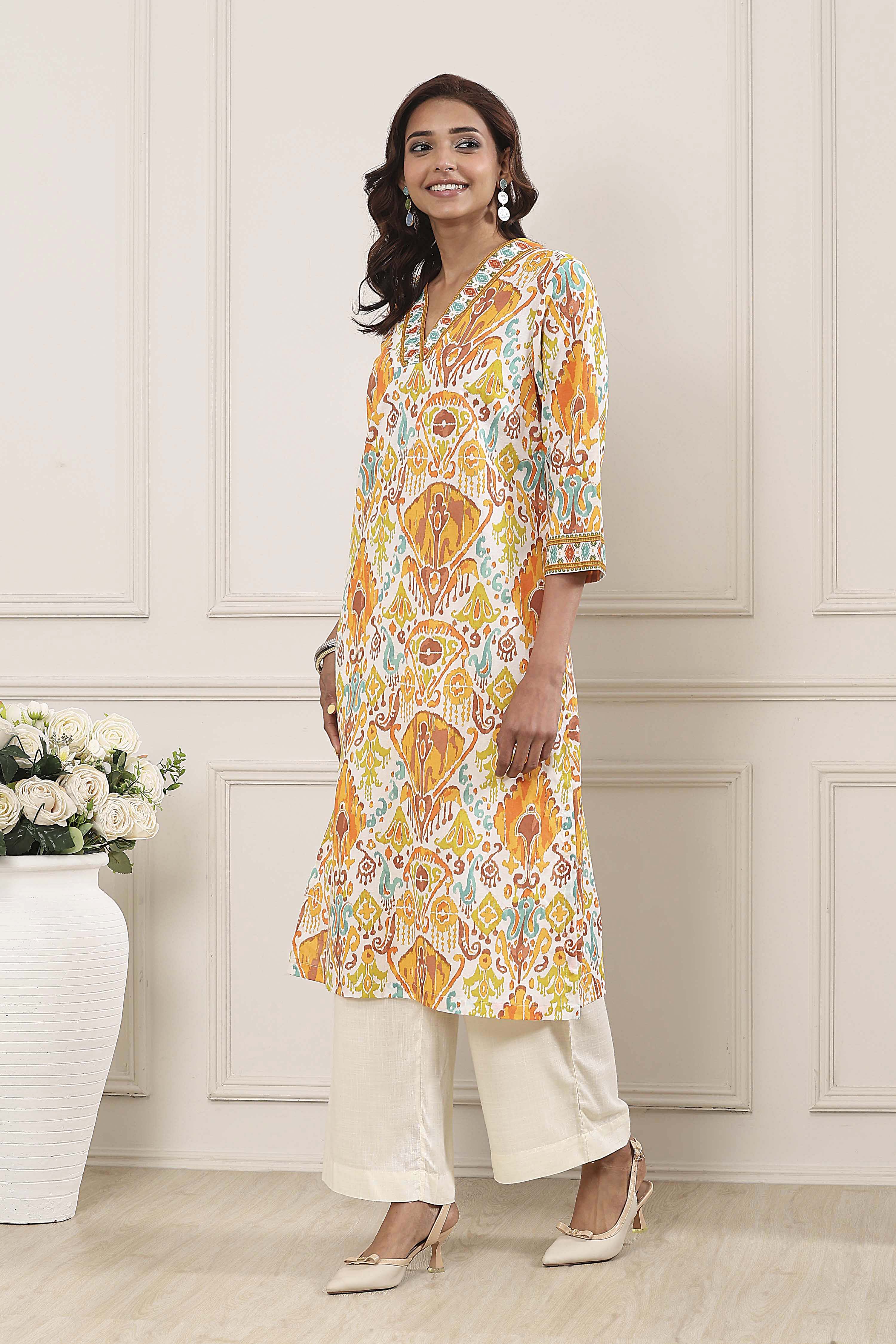 Off White Cotton Straight Kurta image number 2