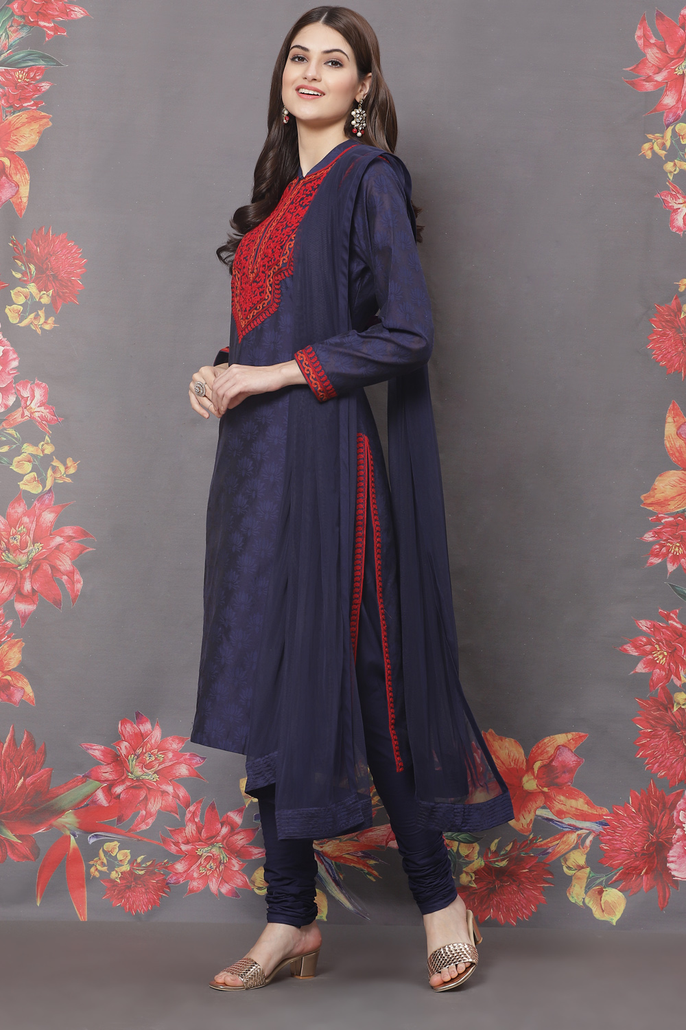 Rohit Bal Off White Silk Straight Embroidered Suit Set image number 5