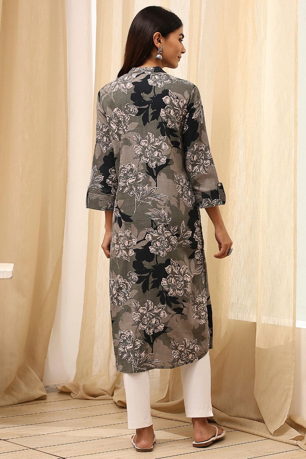 Blue Floral Printed Straight Kurta image number 4
