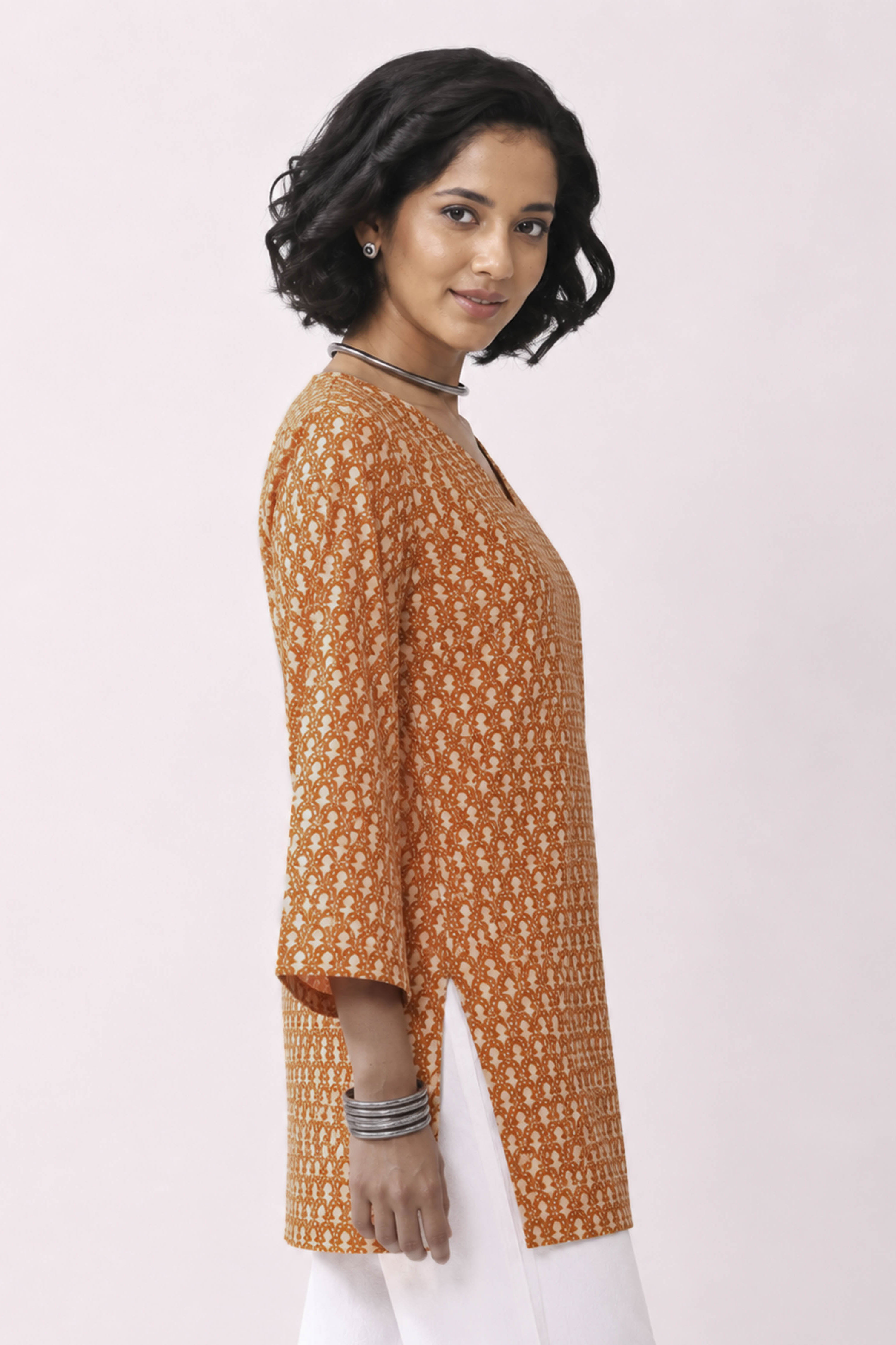 Mustard Cotton Straight Short Kurti image number 3