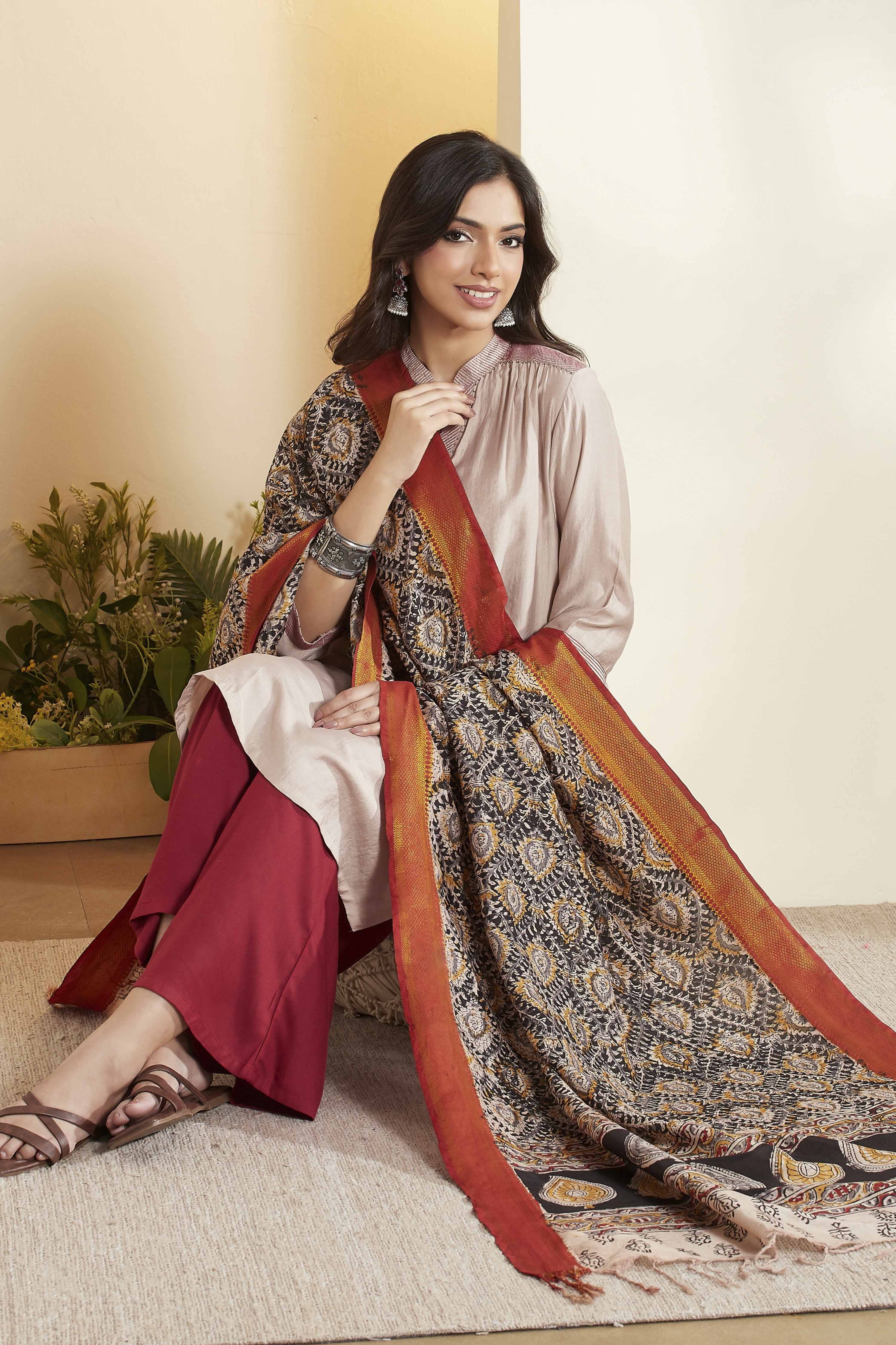 Black Chennur Silk Geometric Print Dupatta image number 0