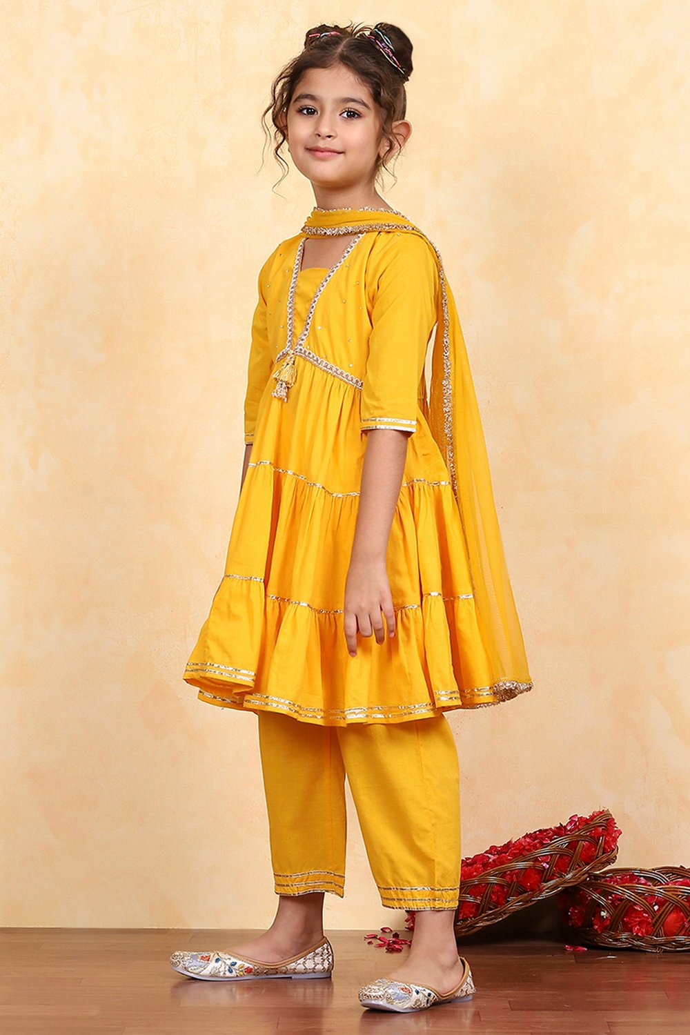 Yellow Cotton Solid Tiered Suit Set image number 3